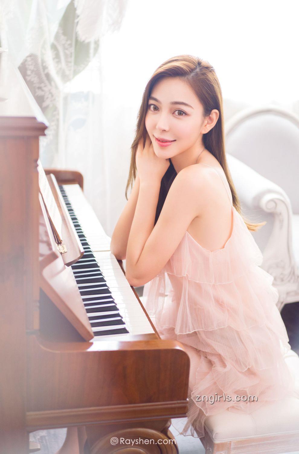 王琳- 气质模特唯美写真