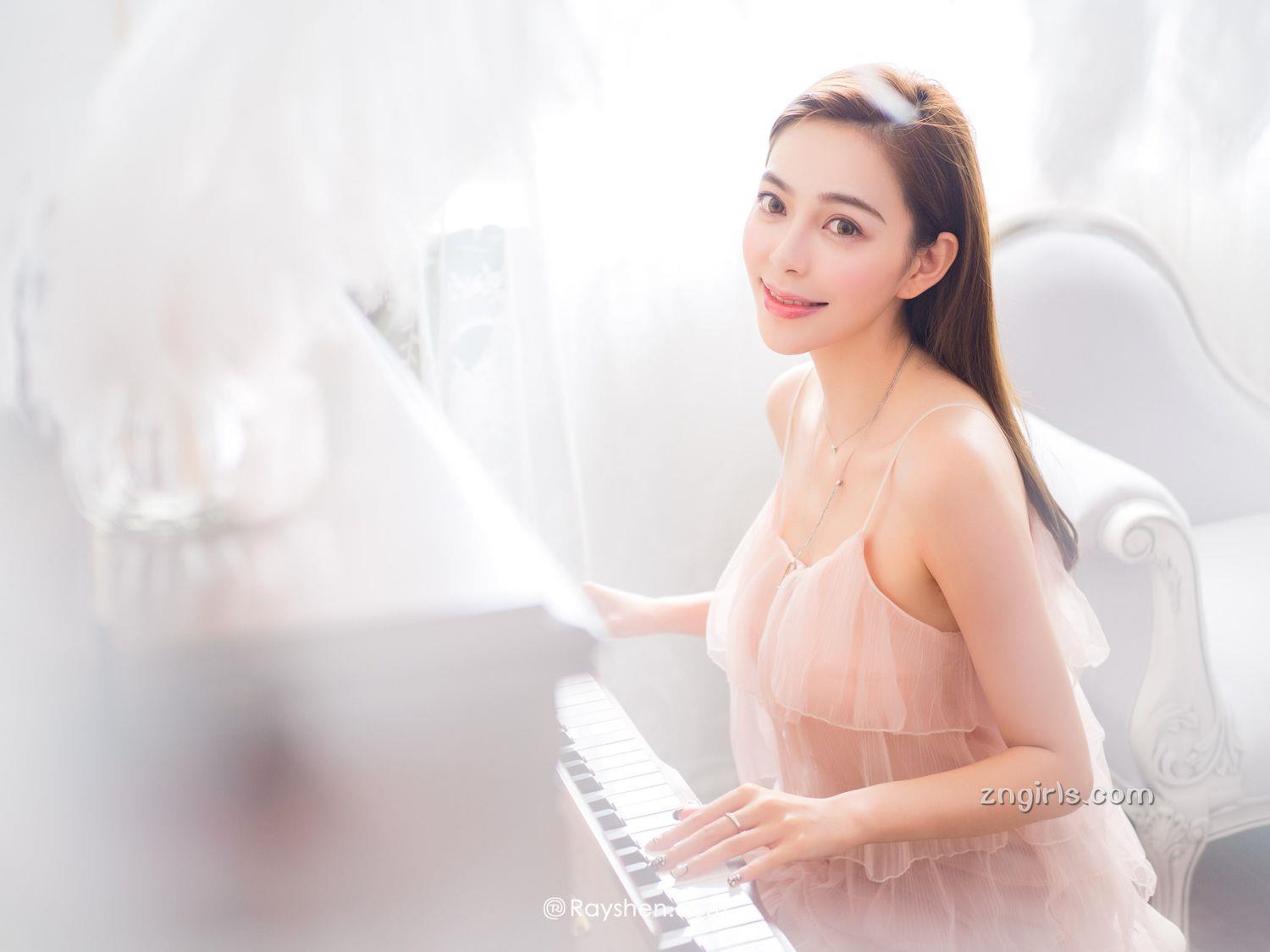 王琳- 气质模特唯美写真