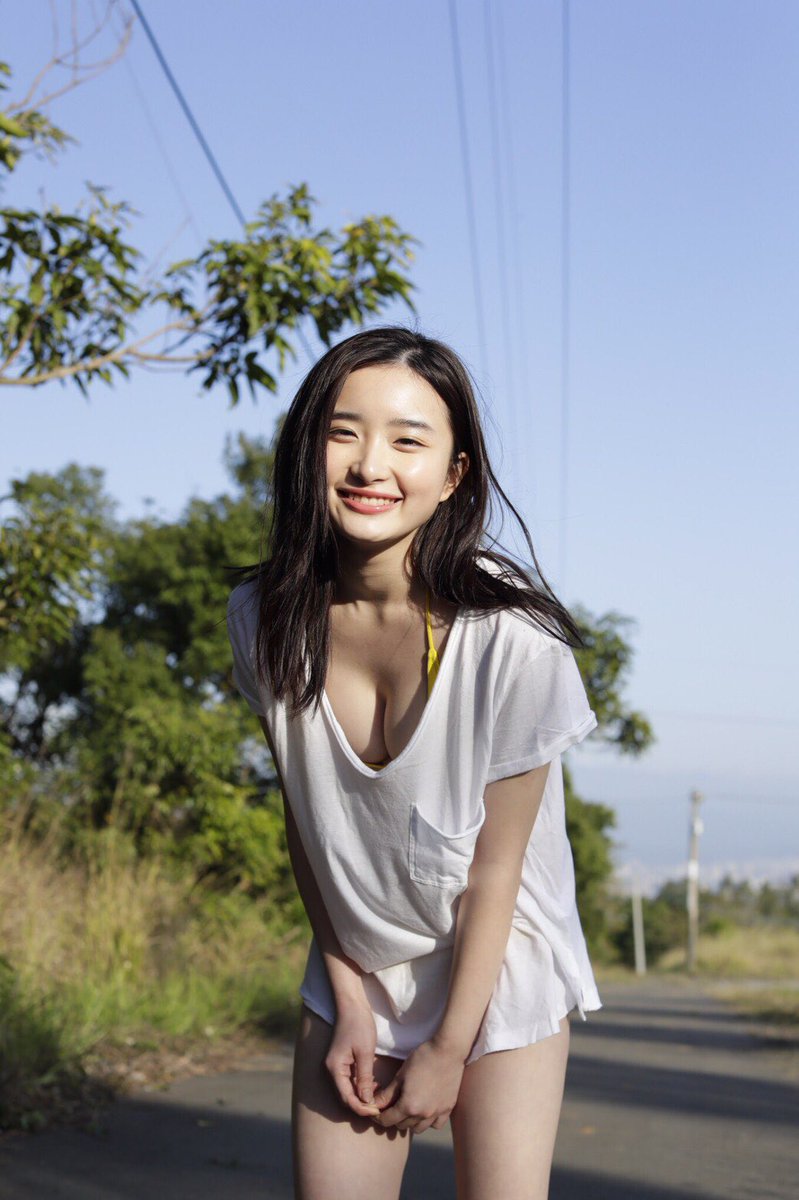 安倍乙- 激似石原里美的美女私房照