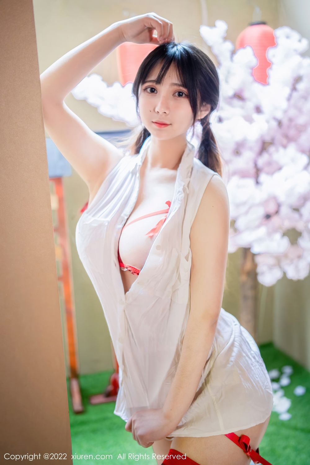 [XiuRen]高清写真图 2022.04.27 No.4930 久久Aimee