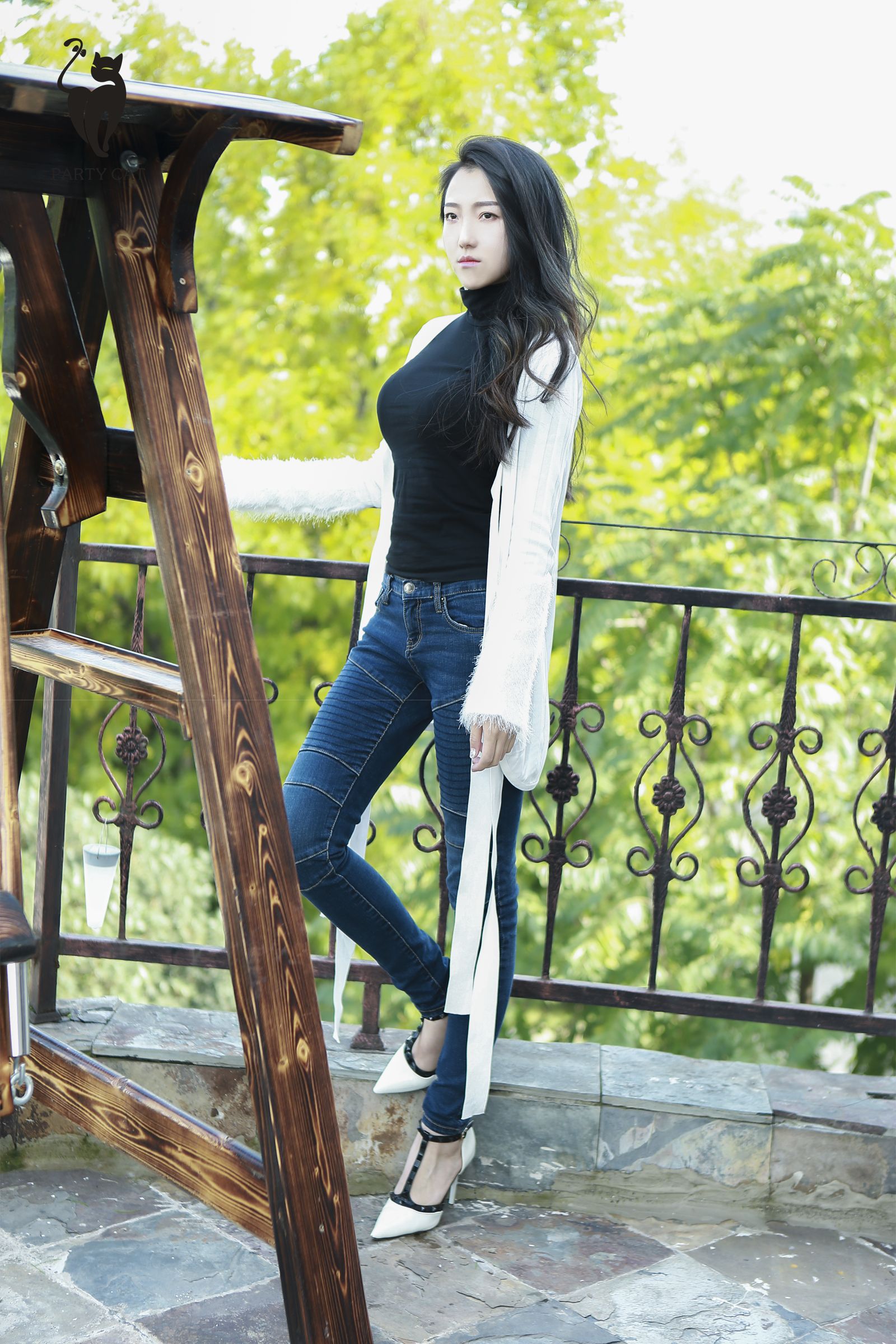 Morgana_崔- [PartyCat轰趴猫]高清写真图 No.005 艳而不俗
