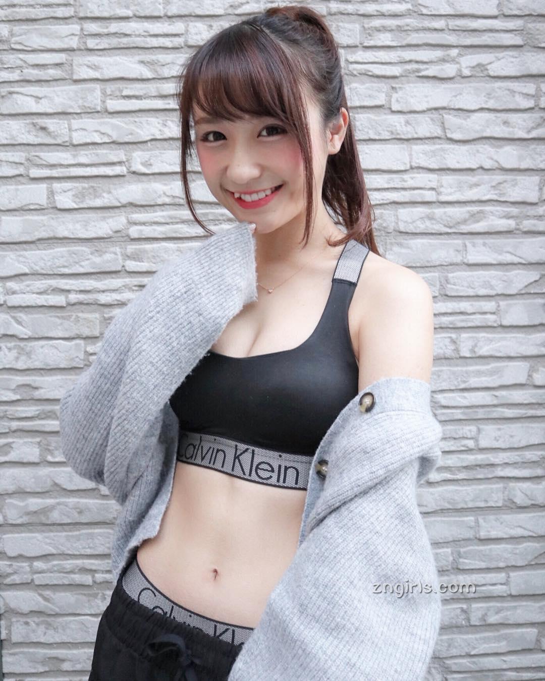 伊藤爱真- 日本八重齿美少女私房照