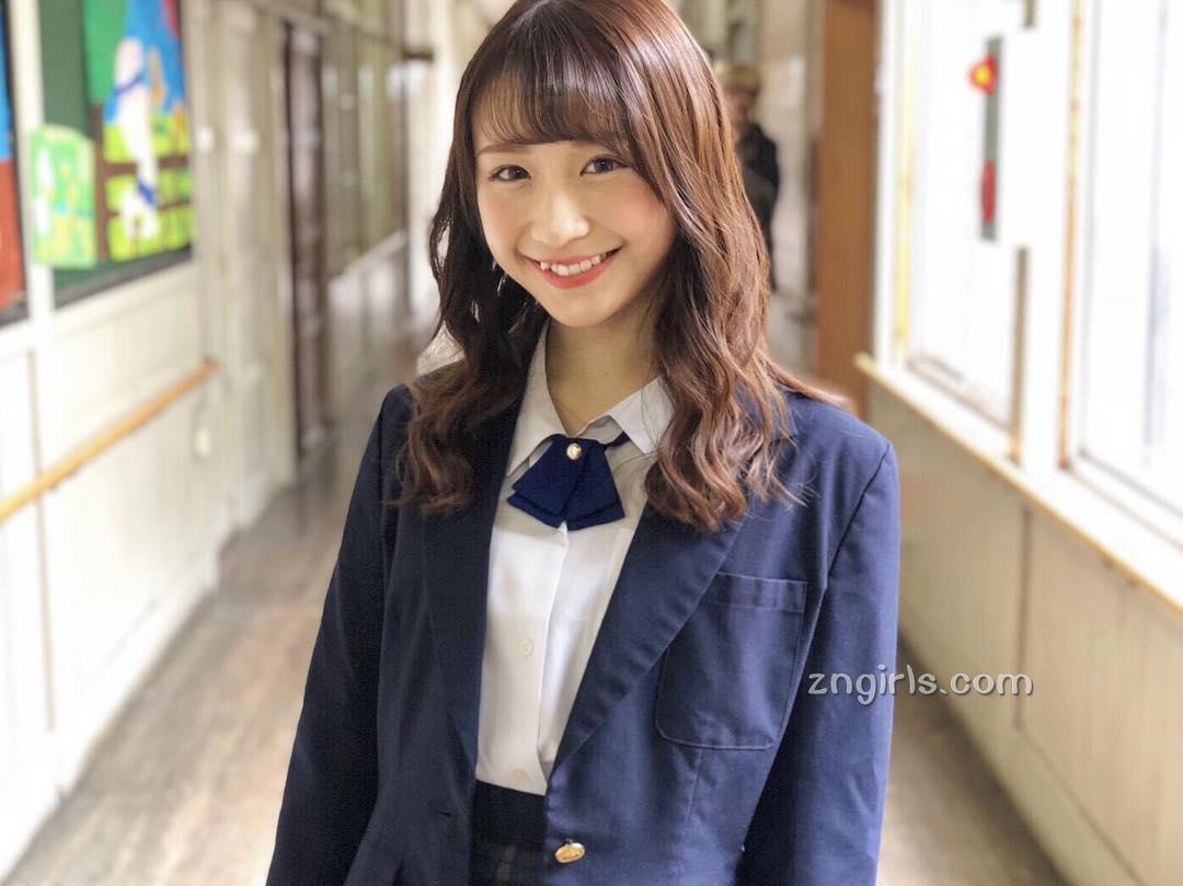 伊藤爱真- 日本八重齿美少女私房照