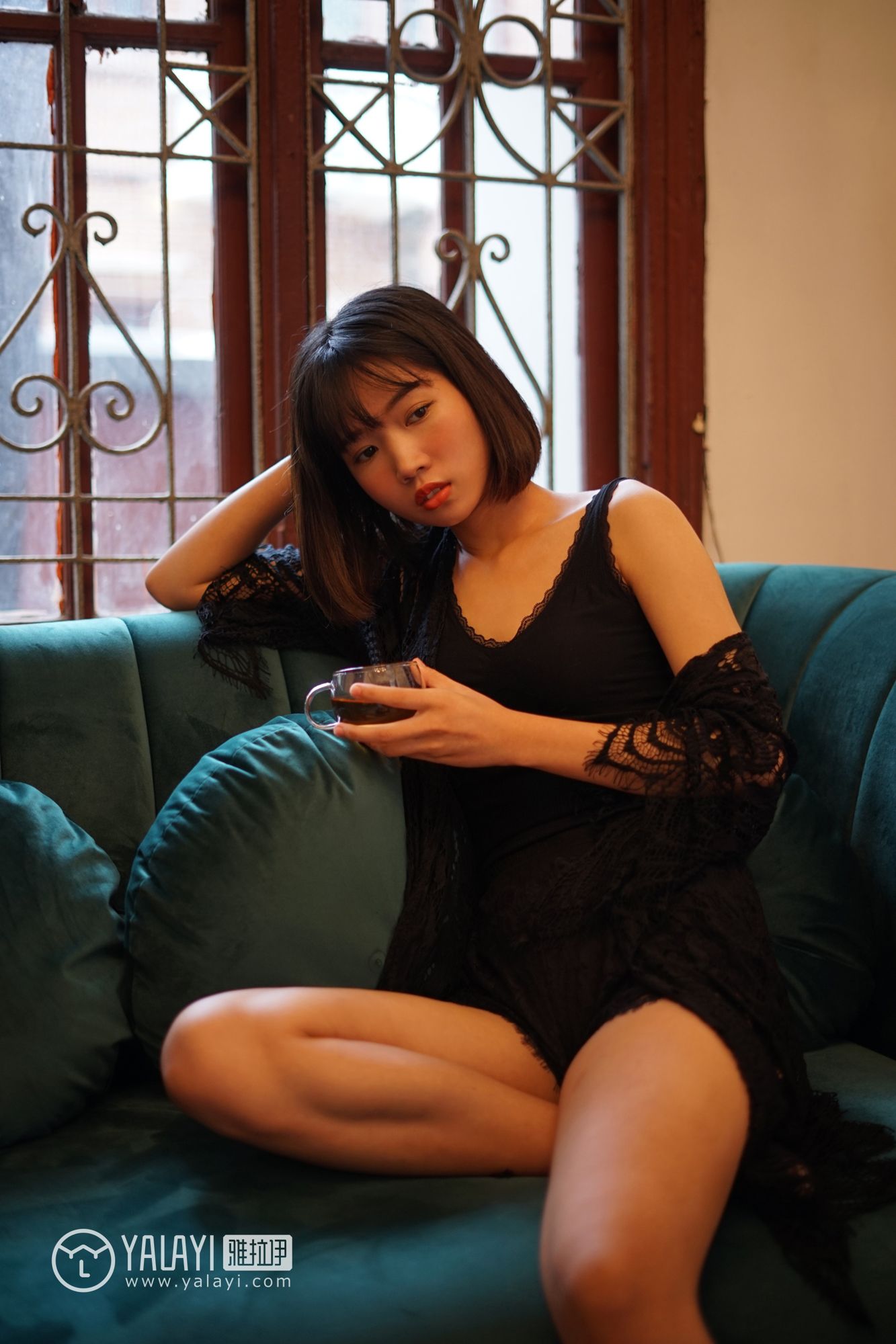 [YALAYI雅拉伊]高清写真图 2019.02.19 No.084 淤青 公主小兔子