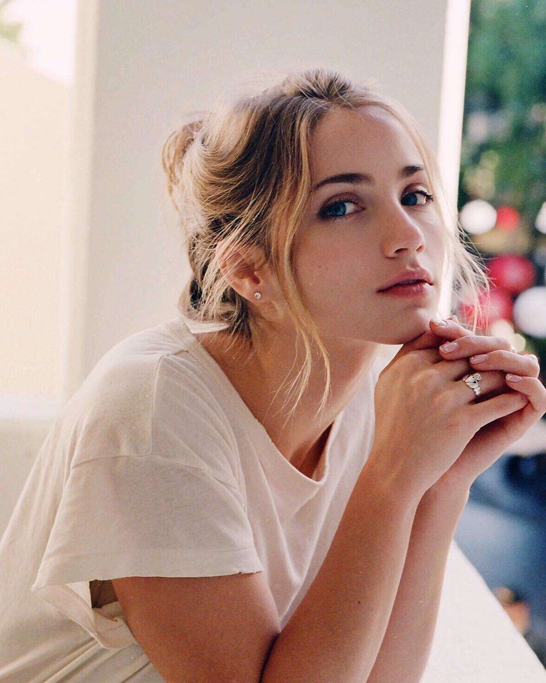 Emily Rudd- 漂亮小姐姐私房照