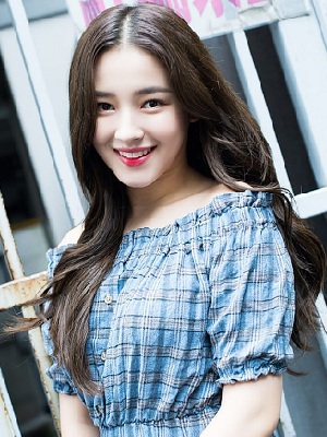 南希·洁韦儿·麦多尼