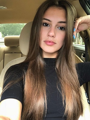 Betsy Alvarez