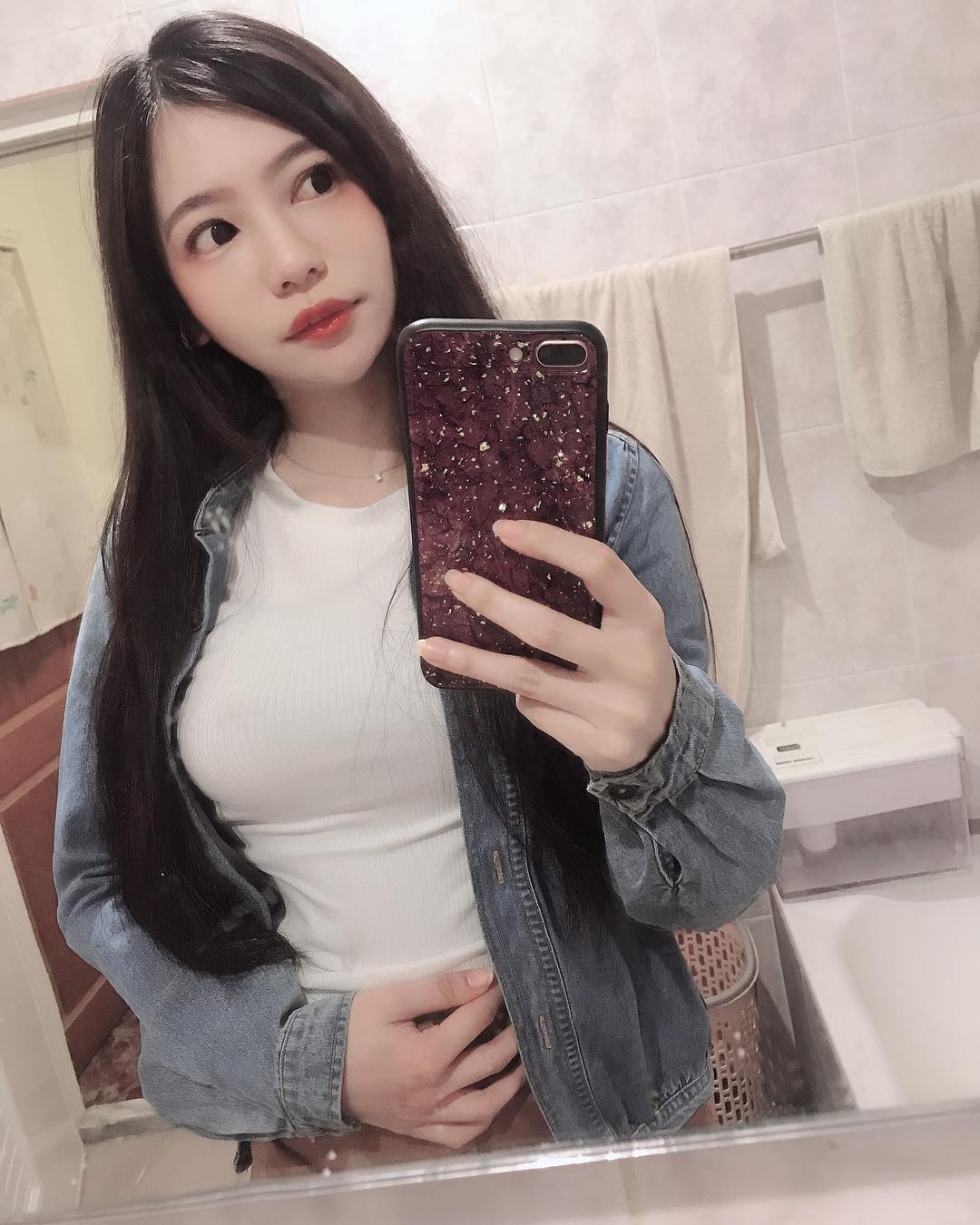甜美小宅女杨吉儿 平常不出门在家自拍
