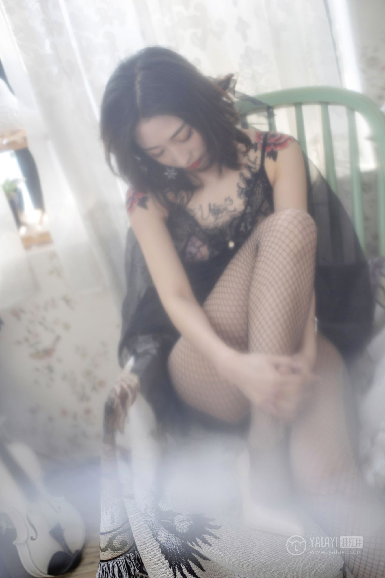 [YALAYI雅拉伊]高清写真图 2019.02.01 No.181 窃窃丝语 佳佳