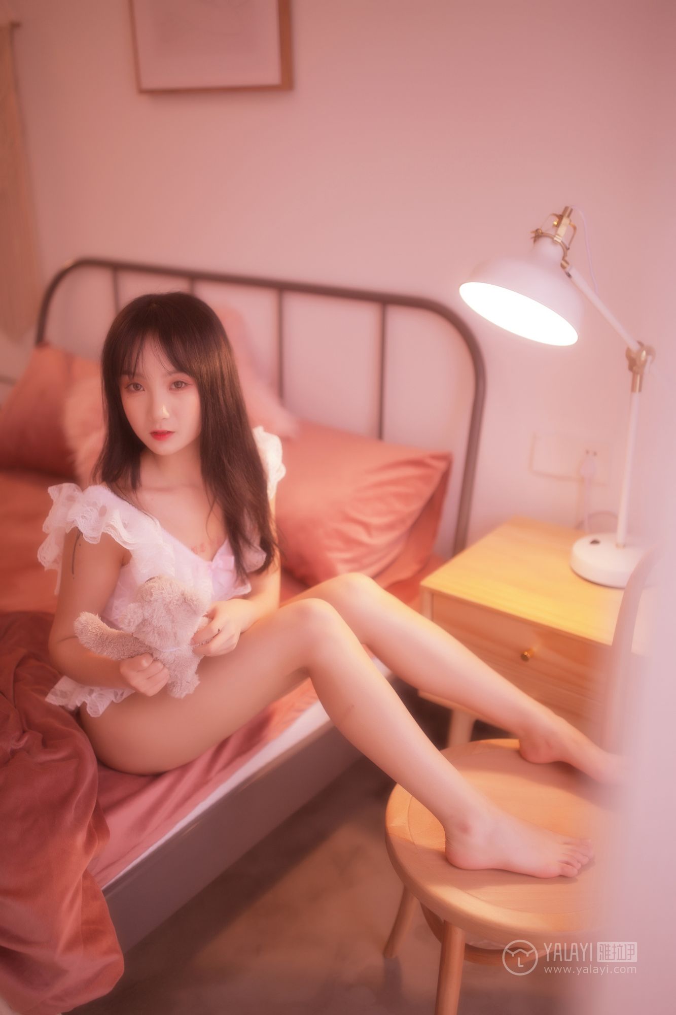 [YALAYI雅拉伊]高清写真图 2019.01.04 No.160 薄紗少女 夏夏