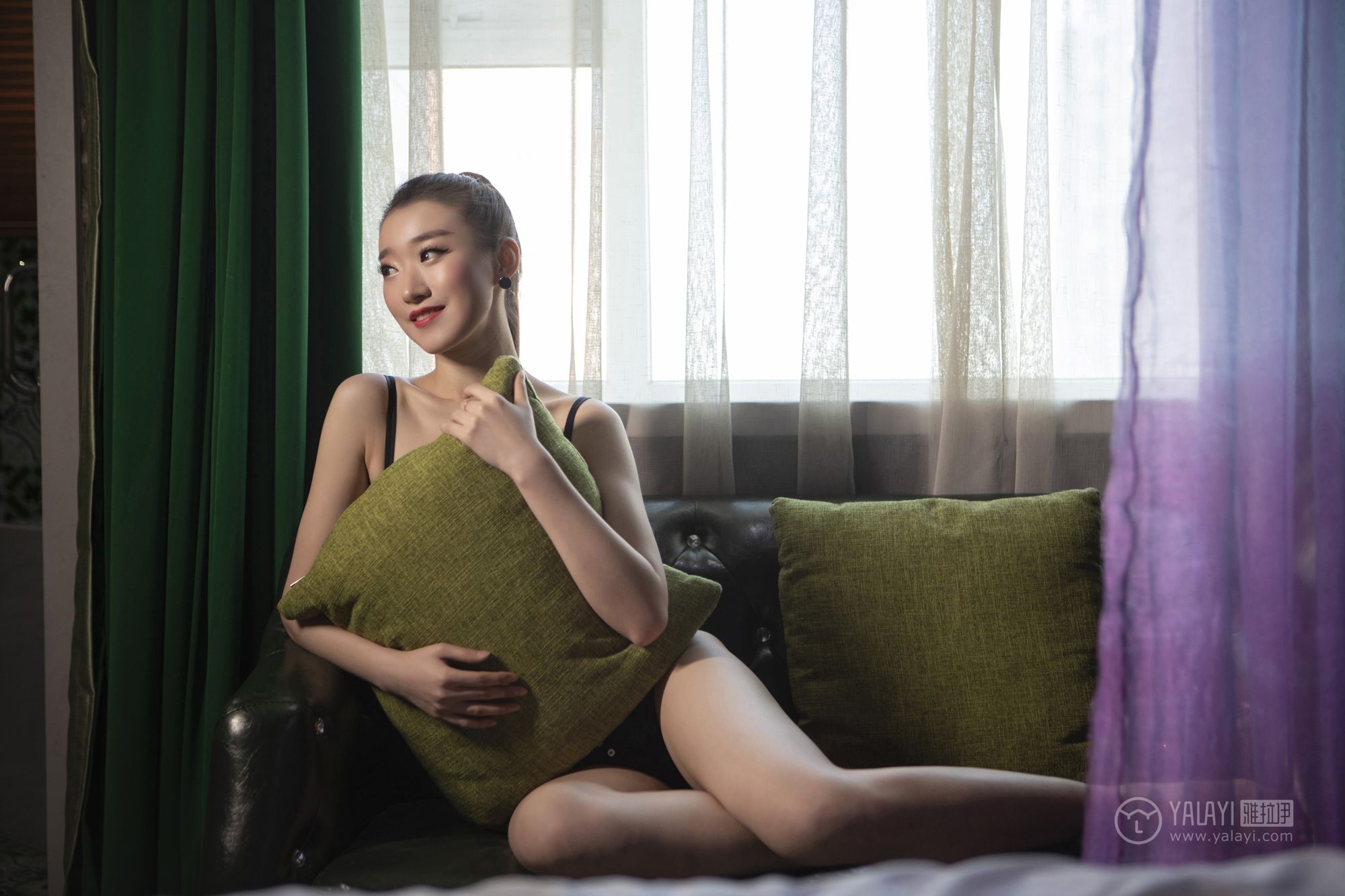 [YALAYI雅拉伊]高清写真图2019.03.29 No.228 紫纱 心怡