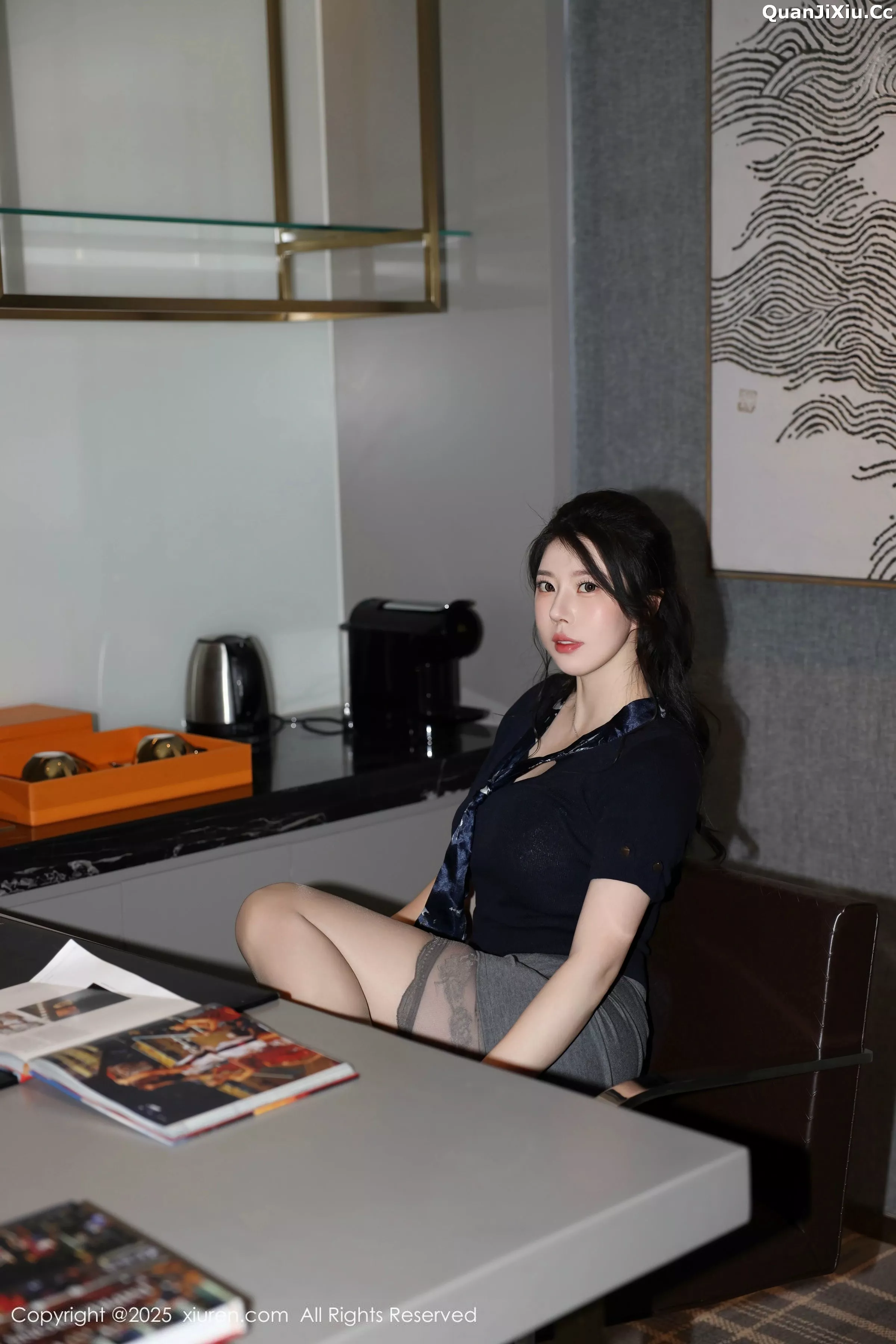 [XiuRen]高清写真图 2025.05.12 No.10266 白茹雪abby 灰色丝袜