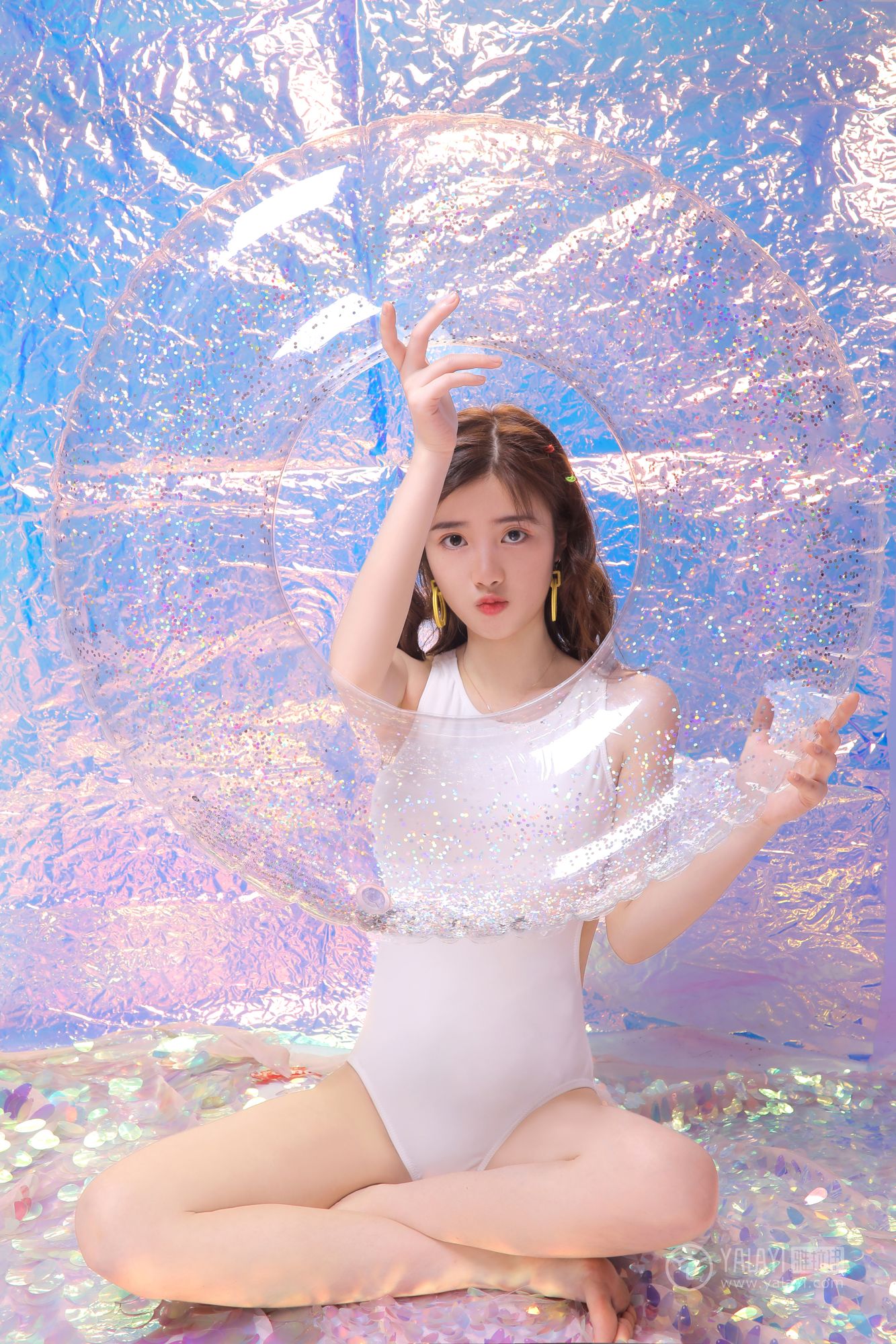 [YALAYI雅拉伊]高清写真图 2019.06.13 No.307 闪亮女孩 圈圈