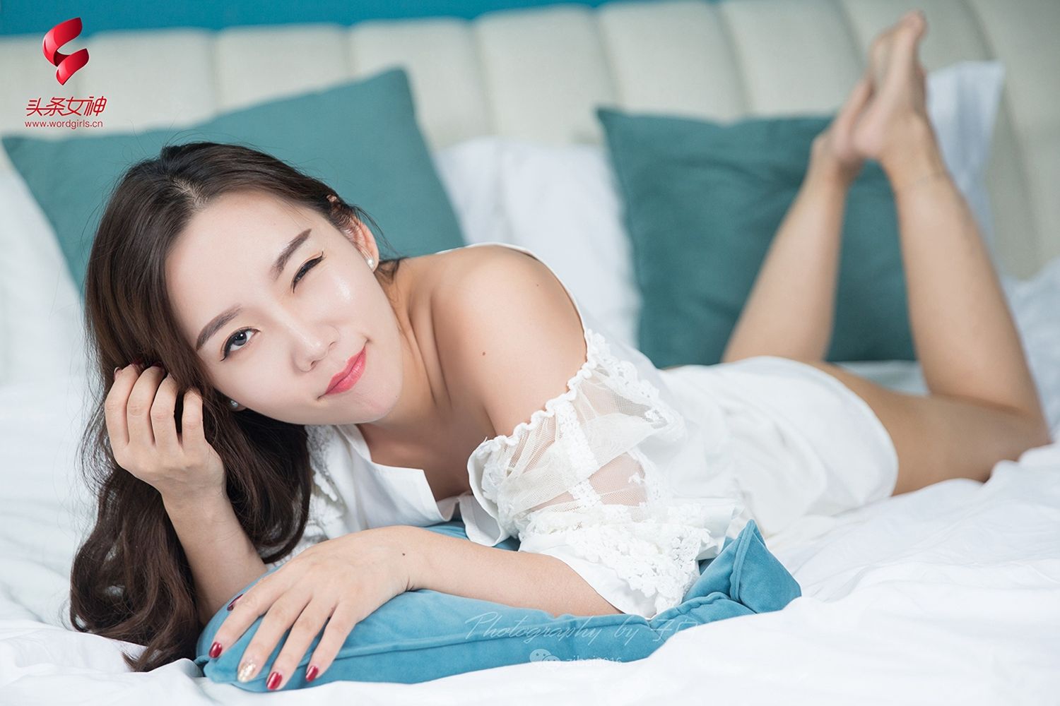 [TouTiao头条女神]高清写真图 2019.08.09 我的小家 小乔