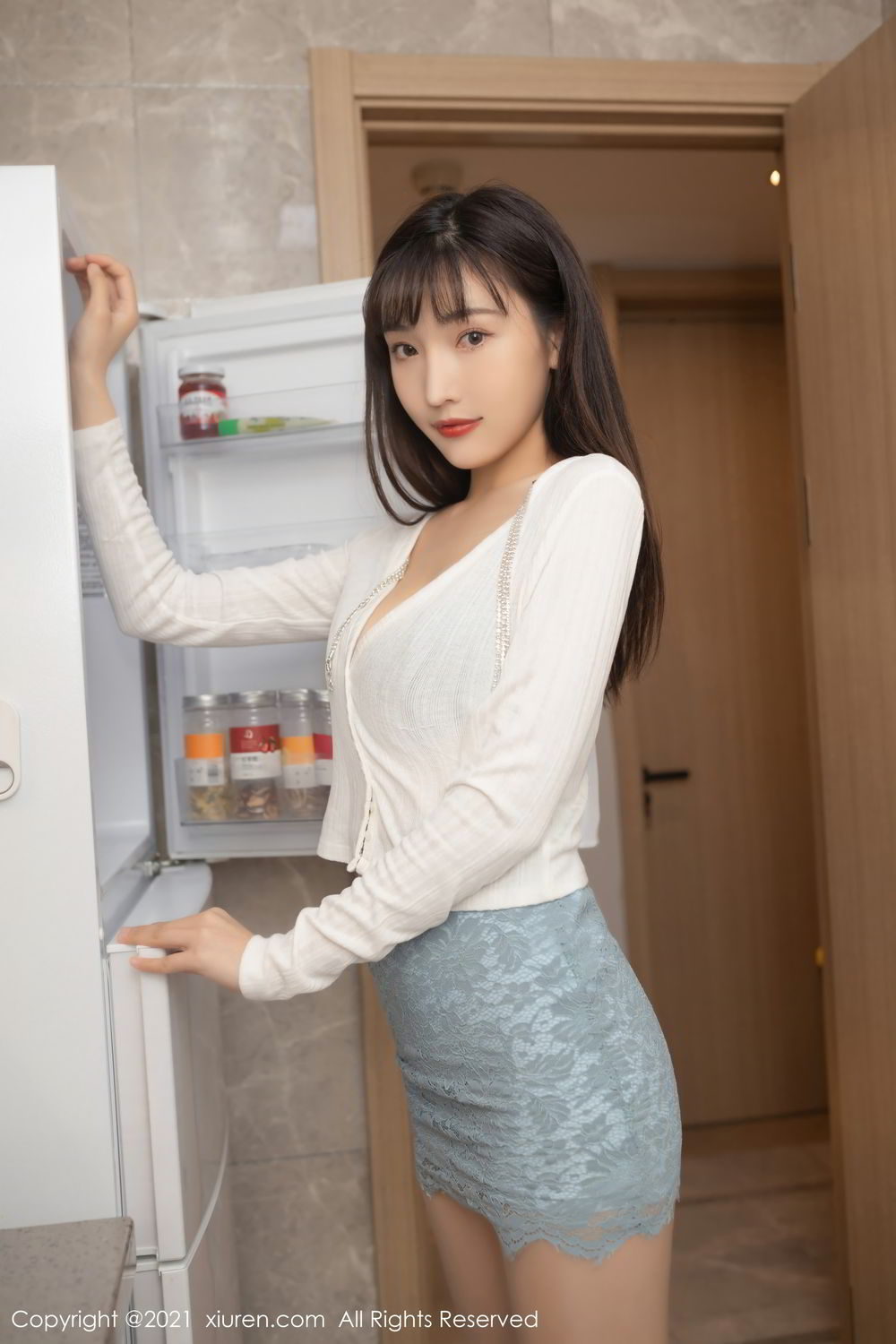 [XiuRen]高清写真图 2021.02.04 No.3084 陆萱萱