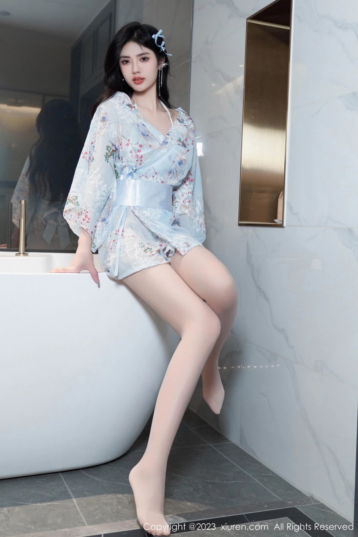 [XiuRen]高清写真图 2023.06.15 No.6924 浅浅Danny 丝袜美腿