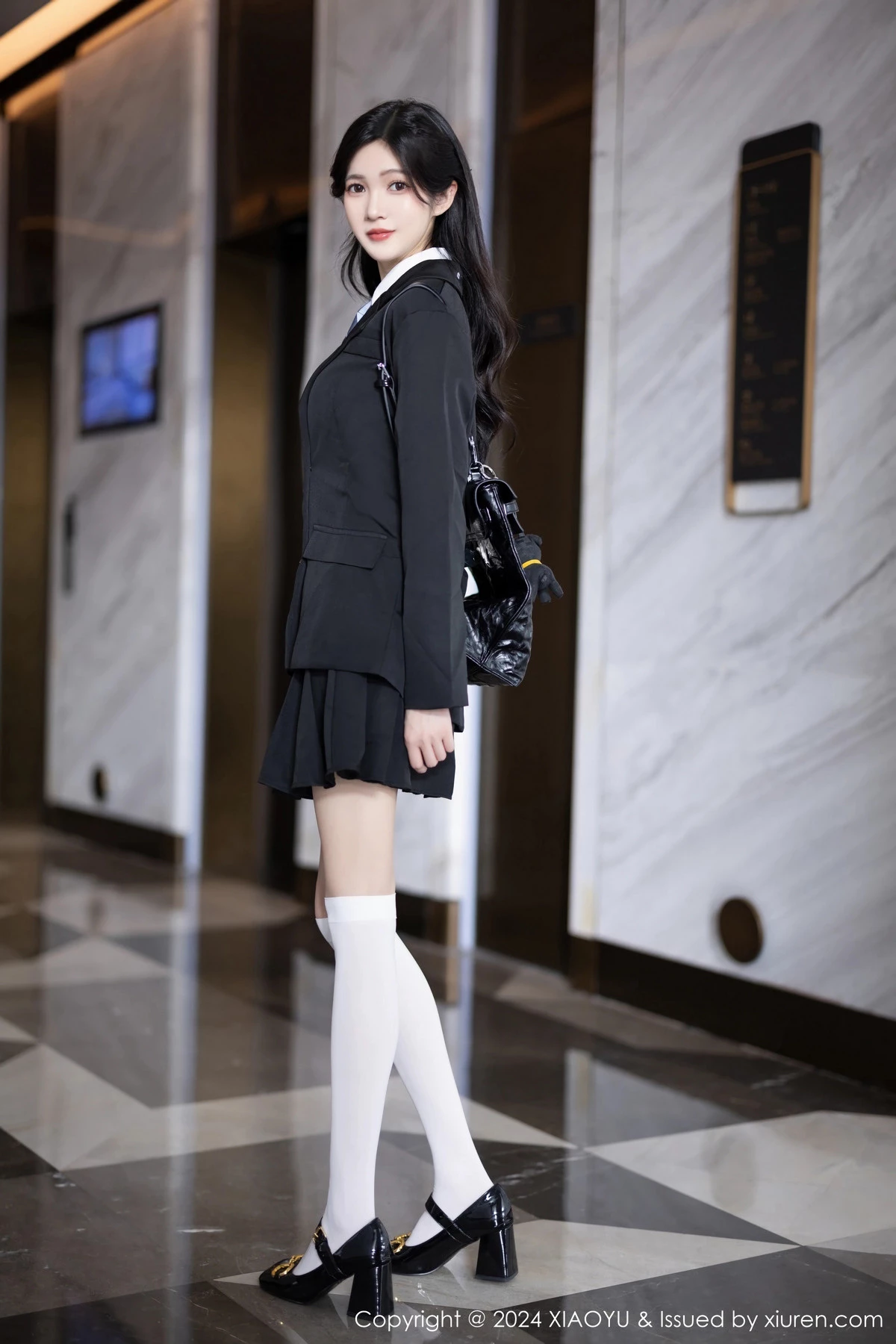 [XIAOYU]高清写真图 2024.02.19 VOL.1204 程程程- 制服美腿