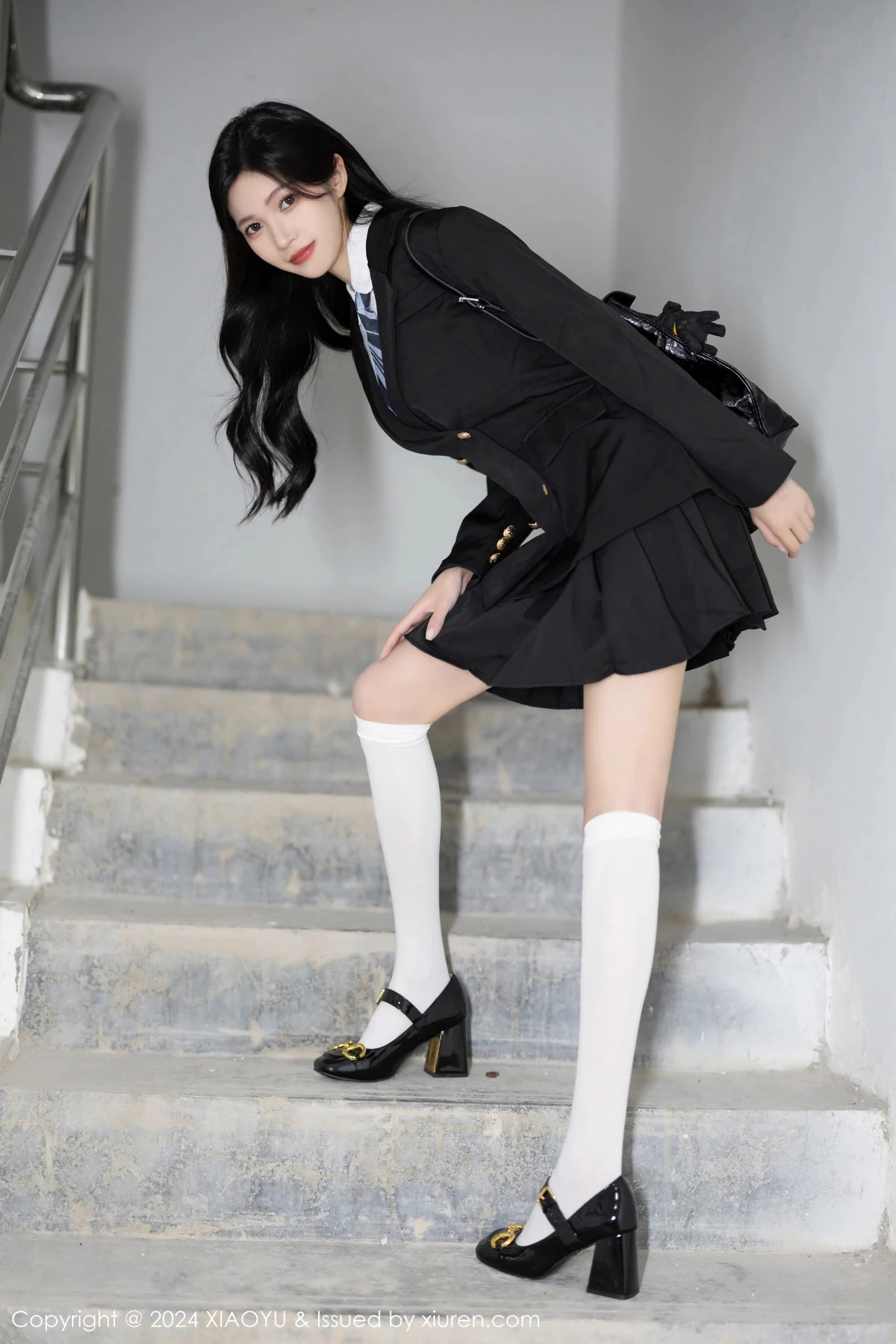 [XIAOYU]高清写真图 2024.02.19 VOL.1204 程程程- 制服美腿
