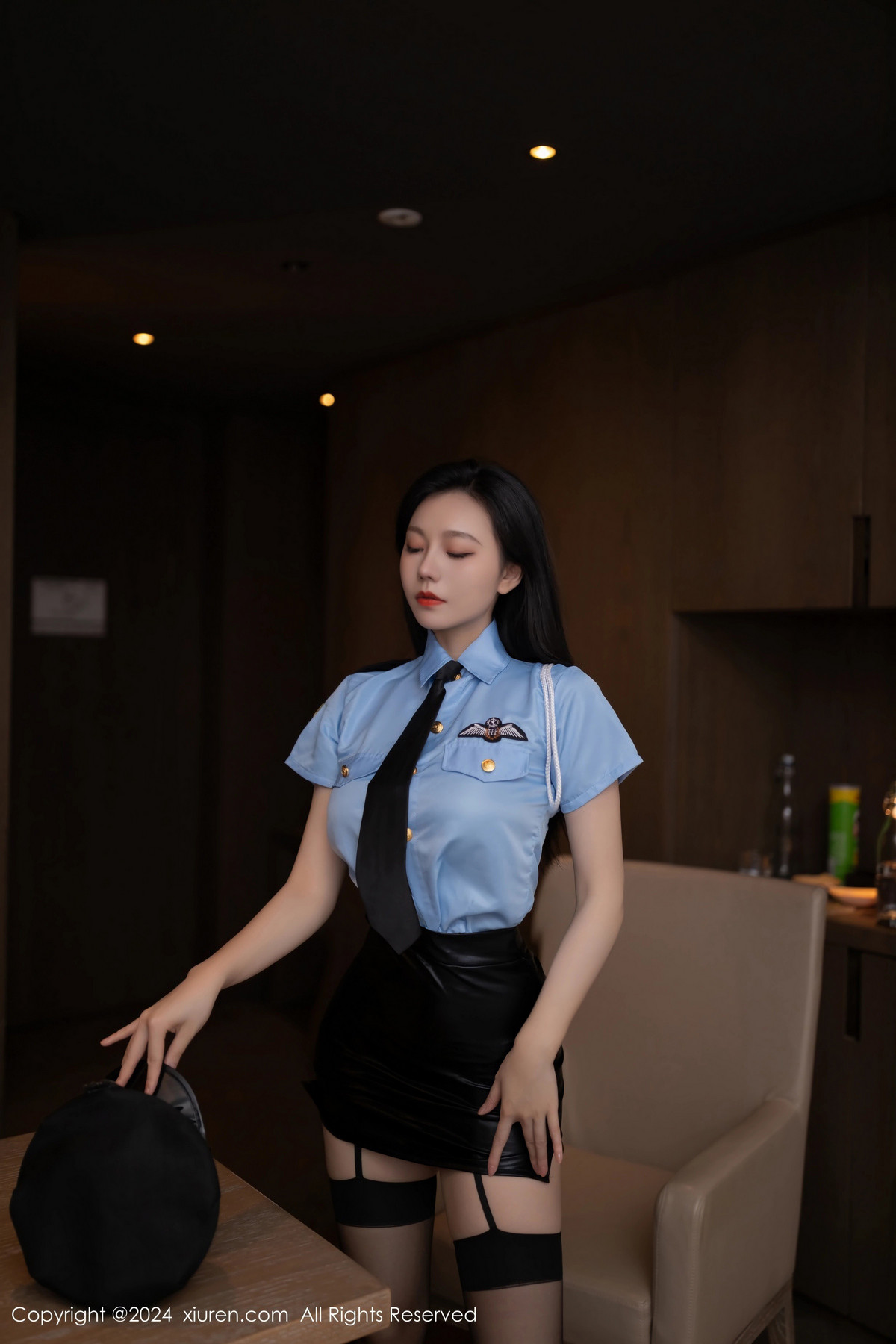 [XiuRen]高清写真图 2024.06.11 No.8681 安然anran 黑丝美腿