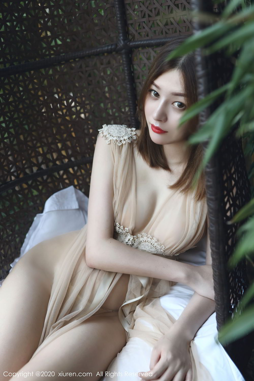 [XiuRen]高清写真图 2020.09.30 No.2623 樱花Elsa