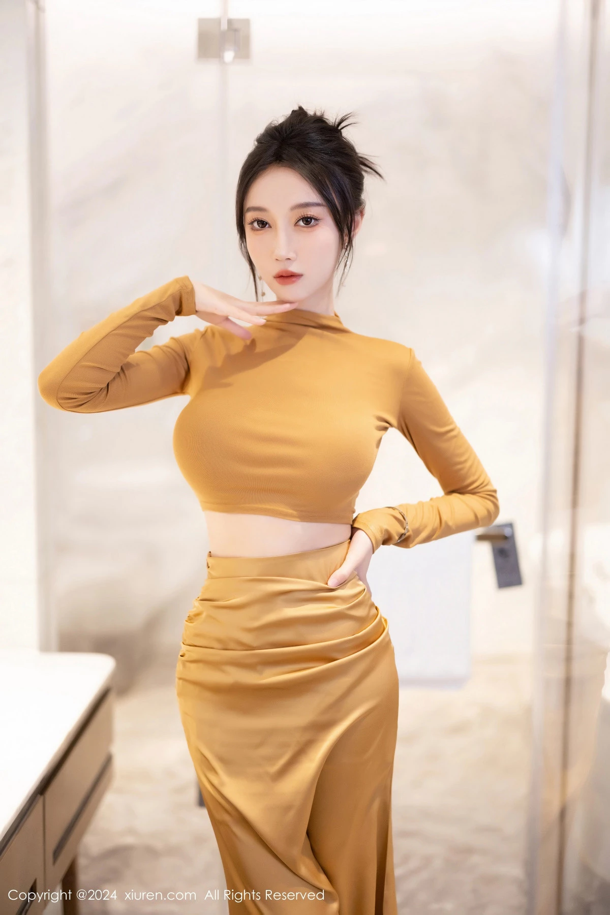 [XiuRen]高清写真图 2024.05.21 No.8574 玥儿玥 丝袜美腿