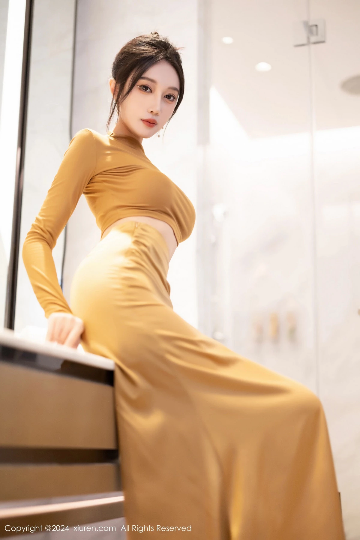 [XiuRen]高清写真图 2024.05.21 No.8574 玥儿玥 丝袜美腿
