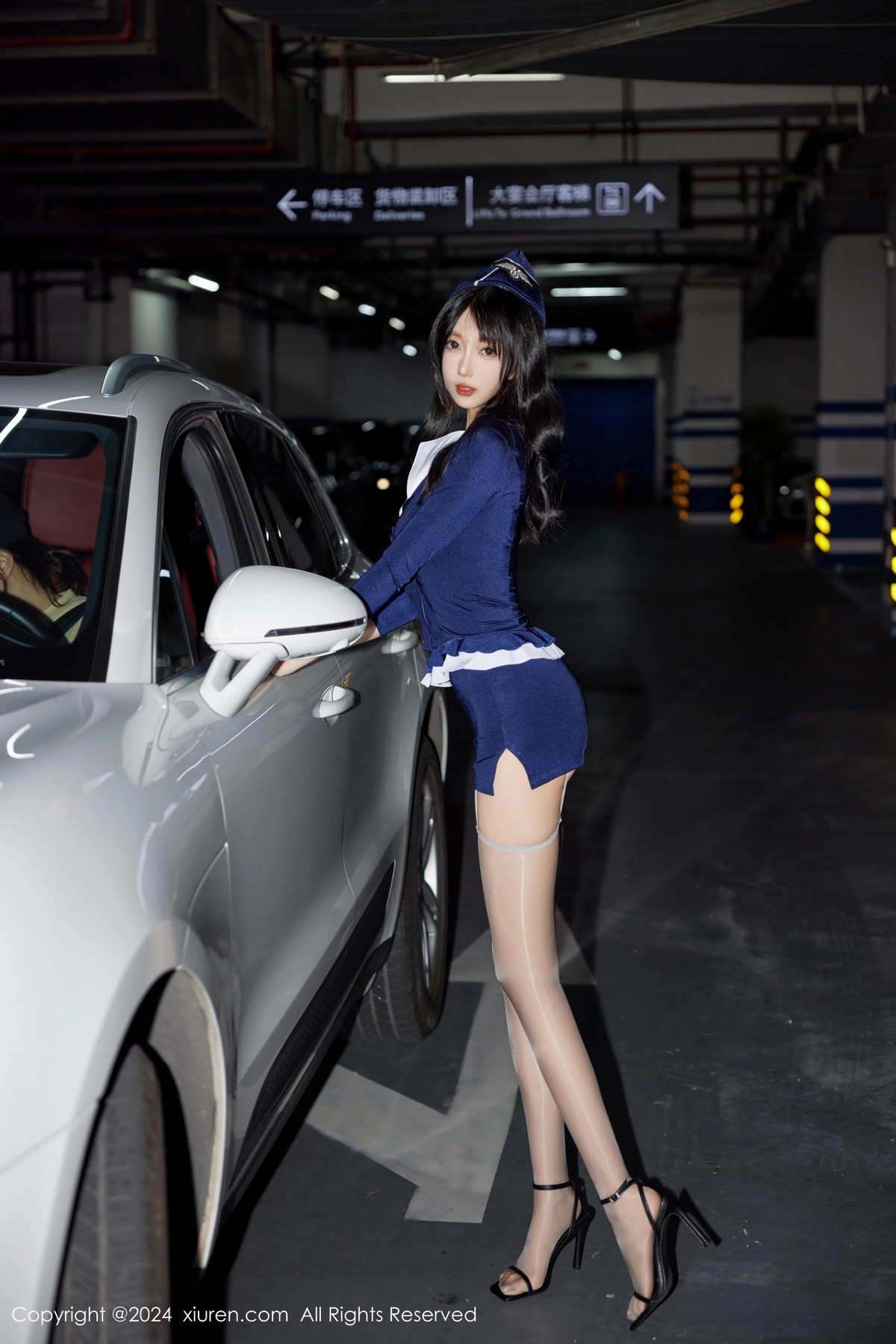 [XiuRen]高清写真图 2024.11.08 No.9418 玥儿玥er 丝袜美腿