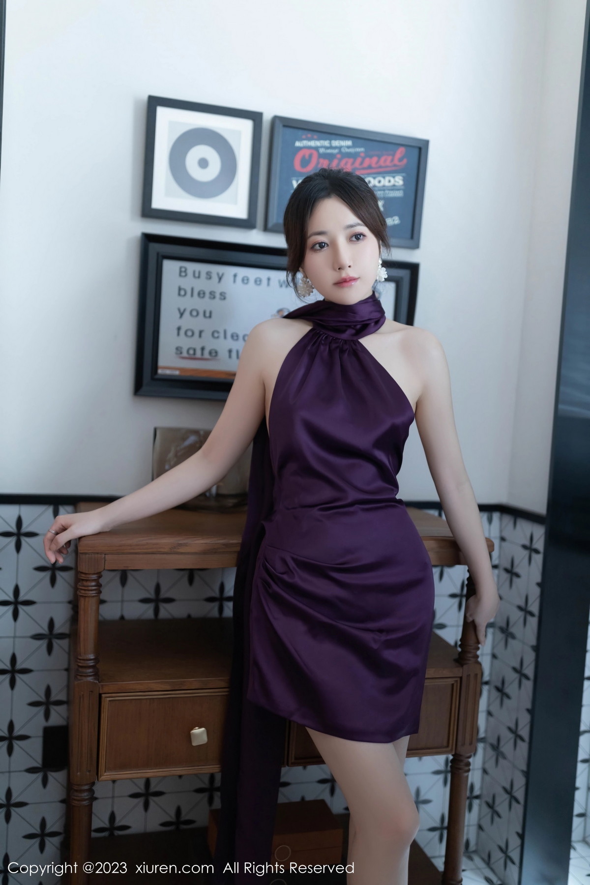 [XiuRen]高清写真图 2023.09.01 No.7324 鱼子酱Fish 丝袜美腿