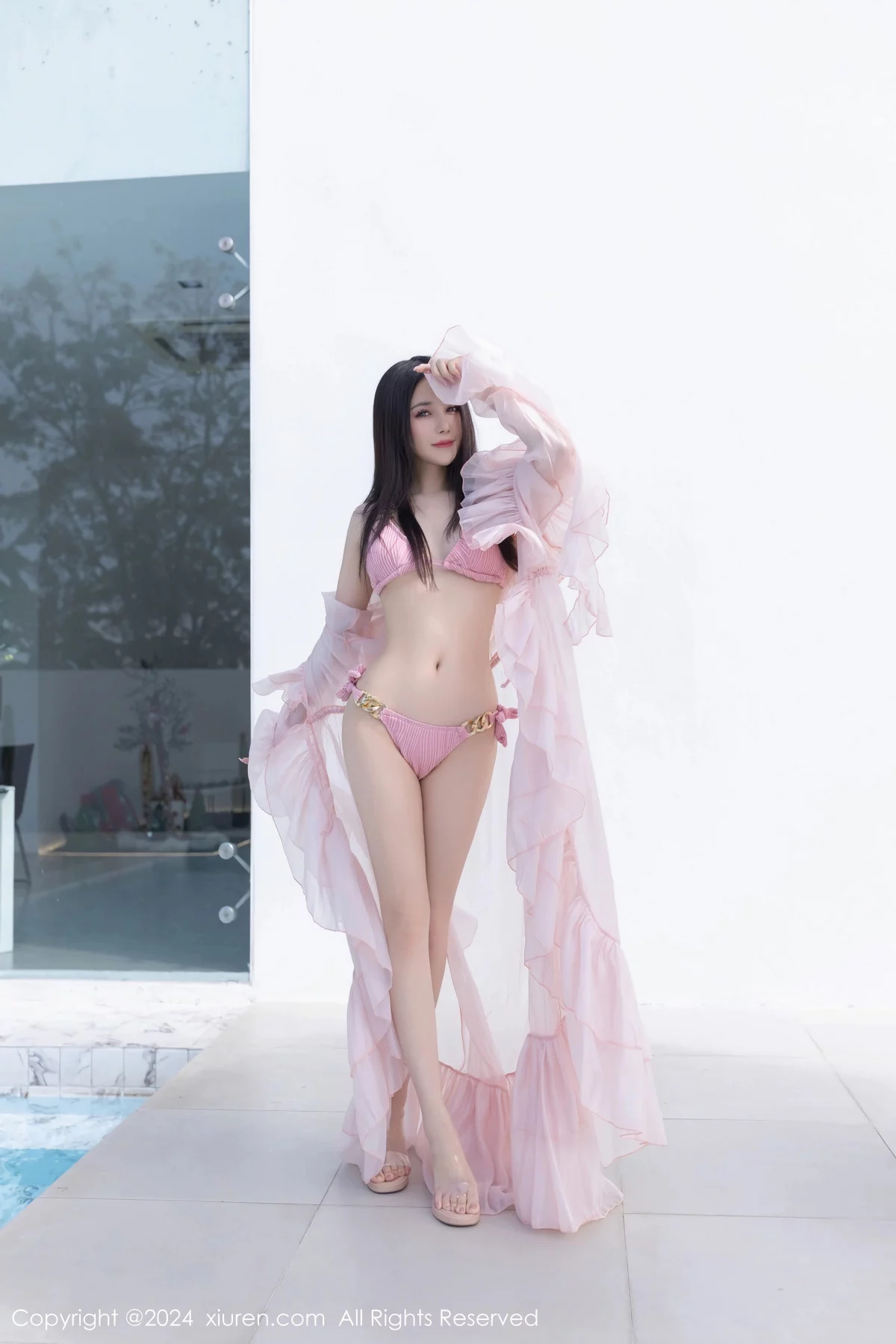 [XiuRen]高清写真图 2024.01.05 No.7920 鱼子酱Fish 比基尼美腿