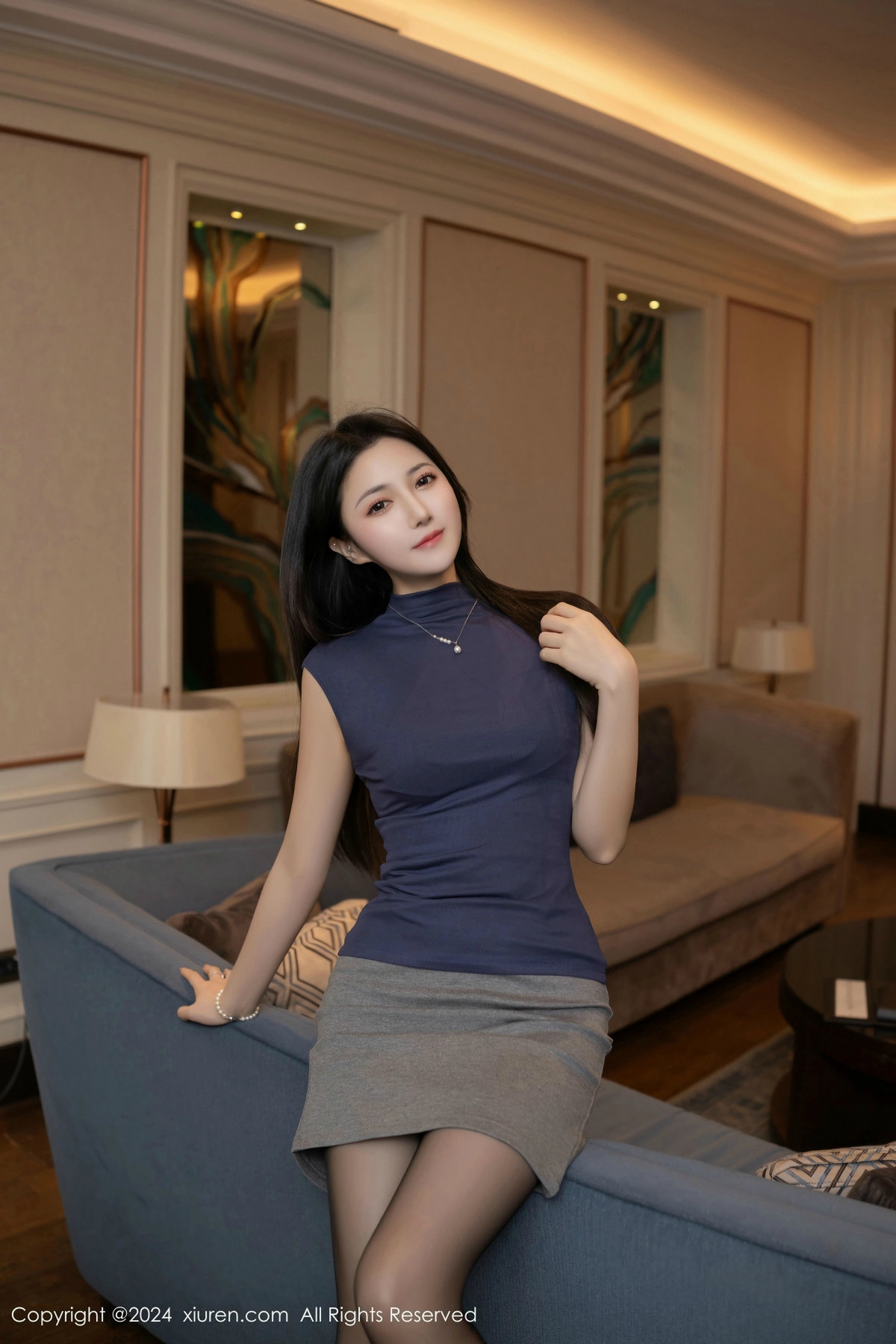 [XiuRen]高清写真图 2024.12.13 No.9600 鱼子酱Fish 黑丝美腿