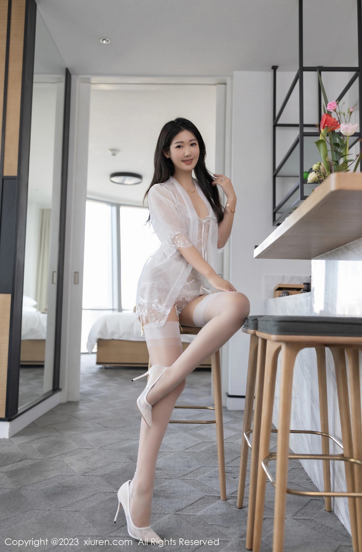 [XiuRen]高清写真图 2023.04.03 No.6518 唐安琪 丝袜美腿