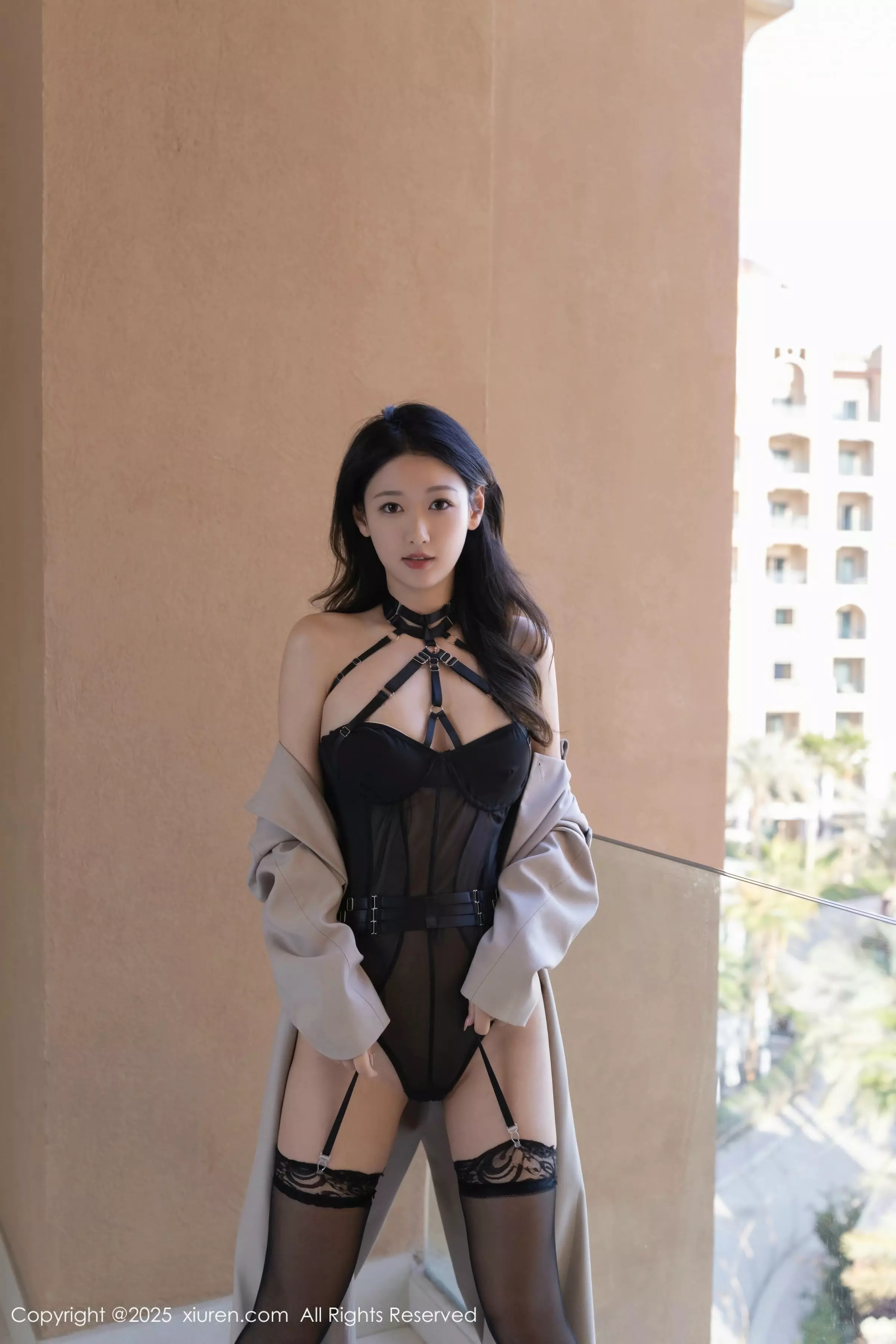 [XiuRen]高清写真图 2025.03.31 No.10093 唐安琪 魅惑黑丝