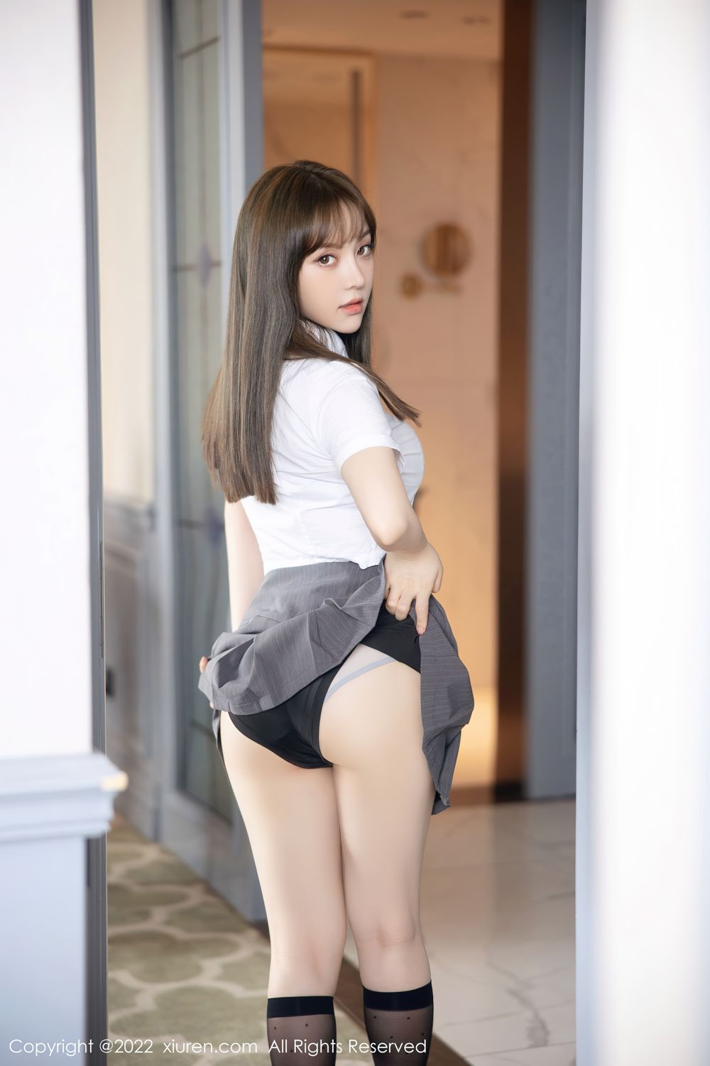 [XiuRen]高清写真图 2022.06.14 No.5143 豆瓣酱