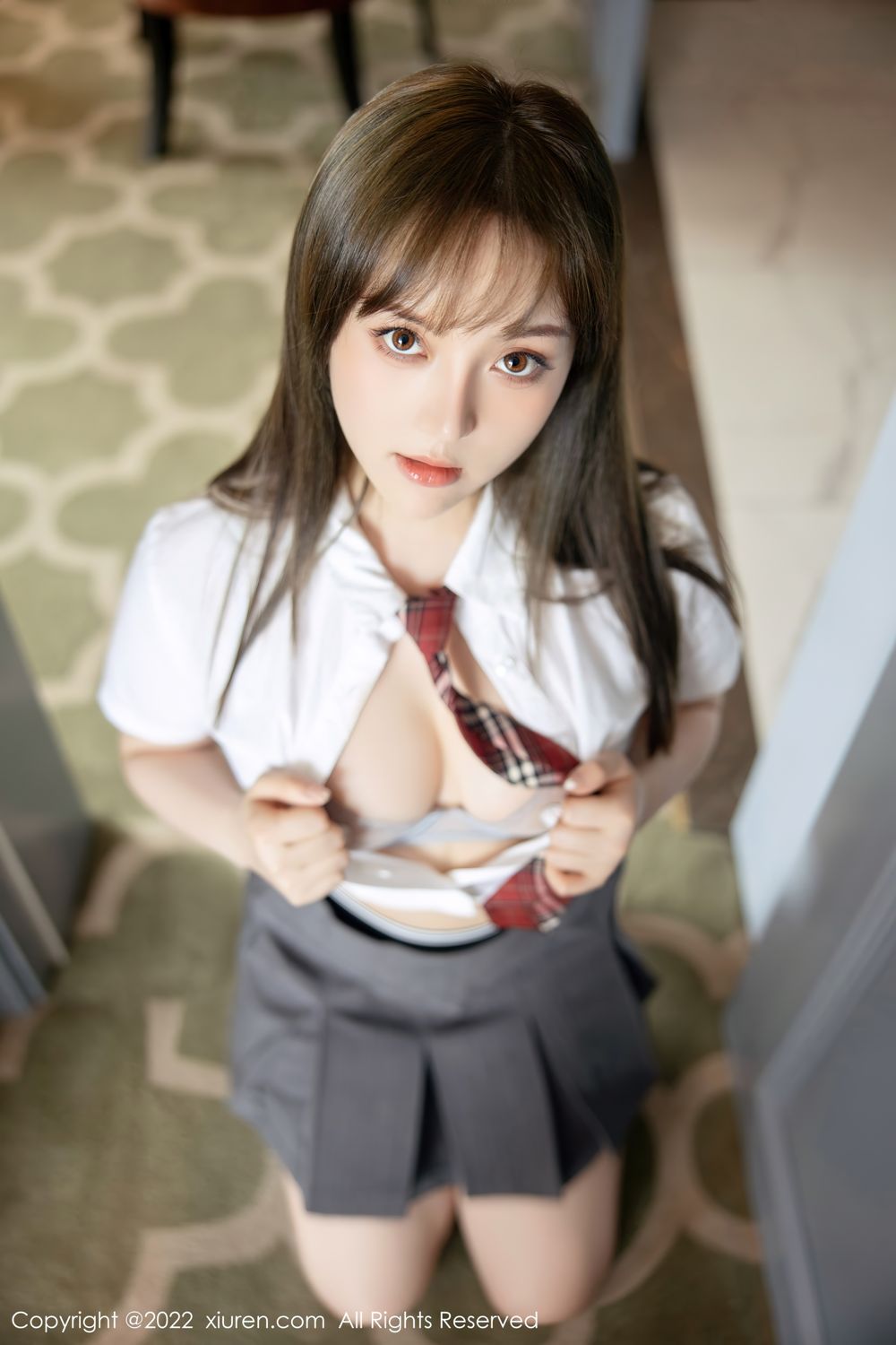 [XiuRen]高清写真图 2022.06.14 No.5143 豆瓣酱