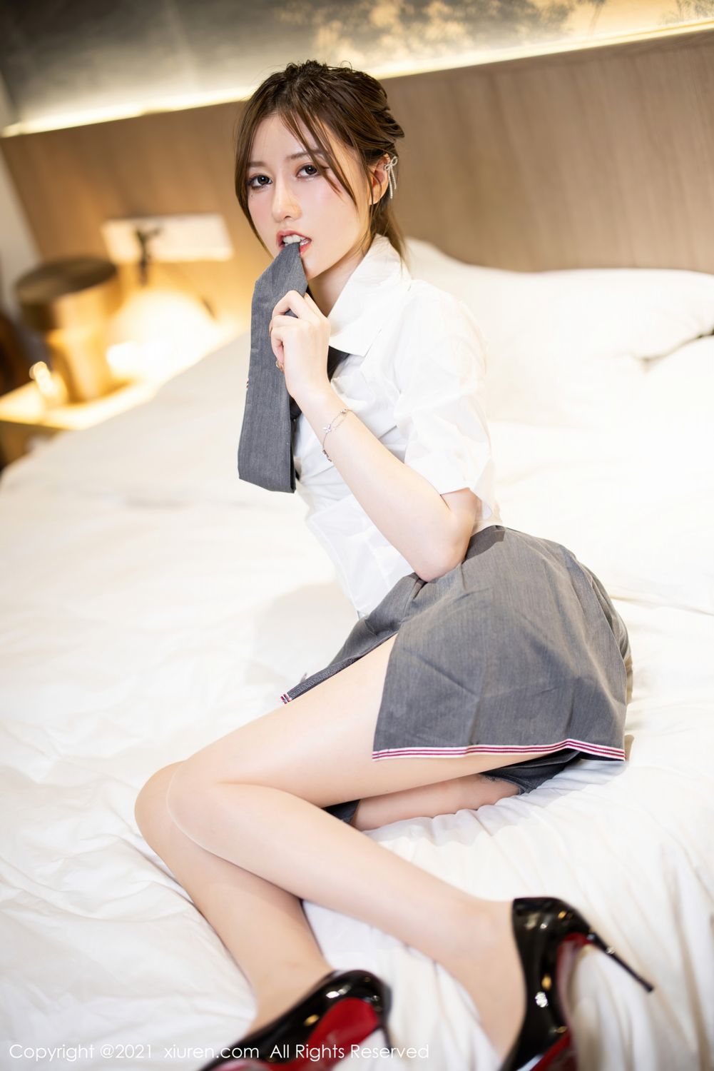 新人模特美桃酱 JK制服清纯甜美