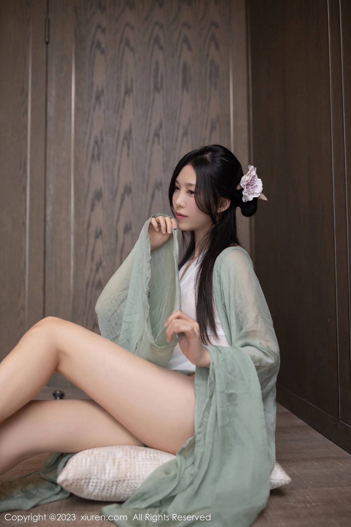 [XiuRen]高清写真图 2023.03.15 No.6420 利世 古装美腿