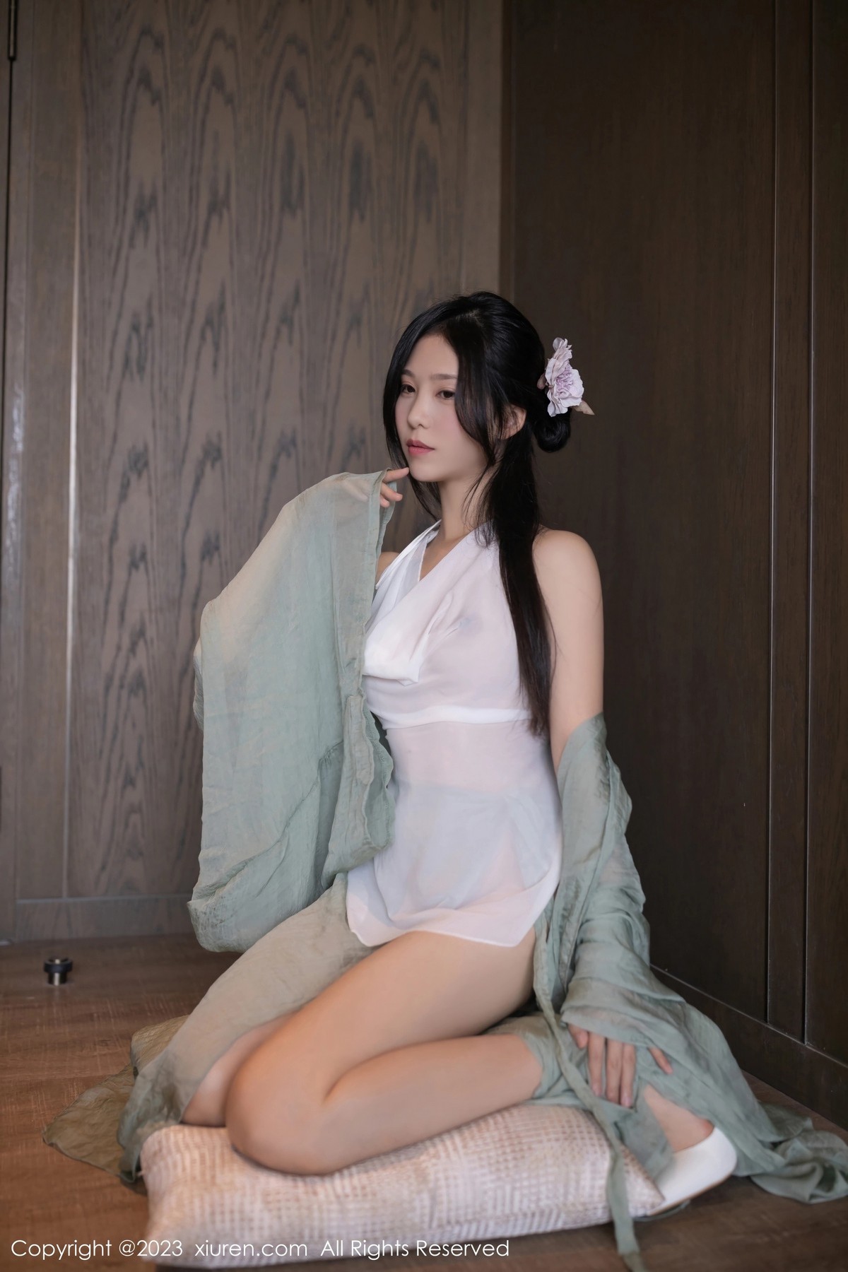 [XiuRen]高清写真图 2023.03.15 No.6420 利世 古装美腿