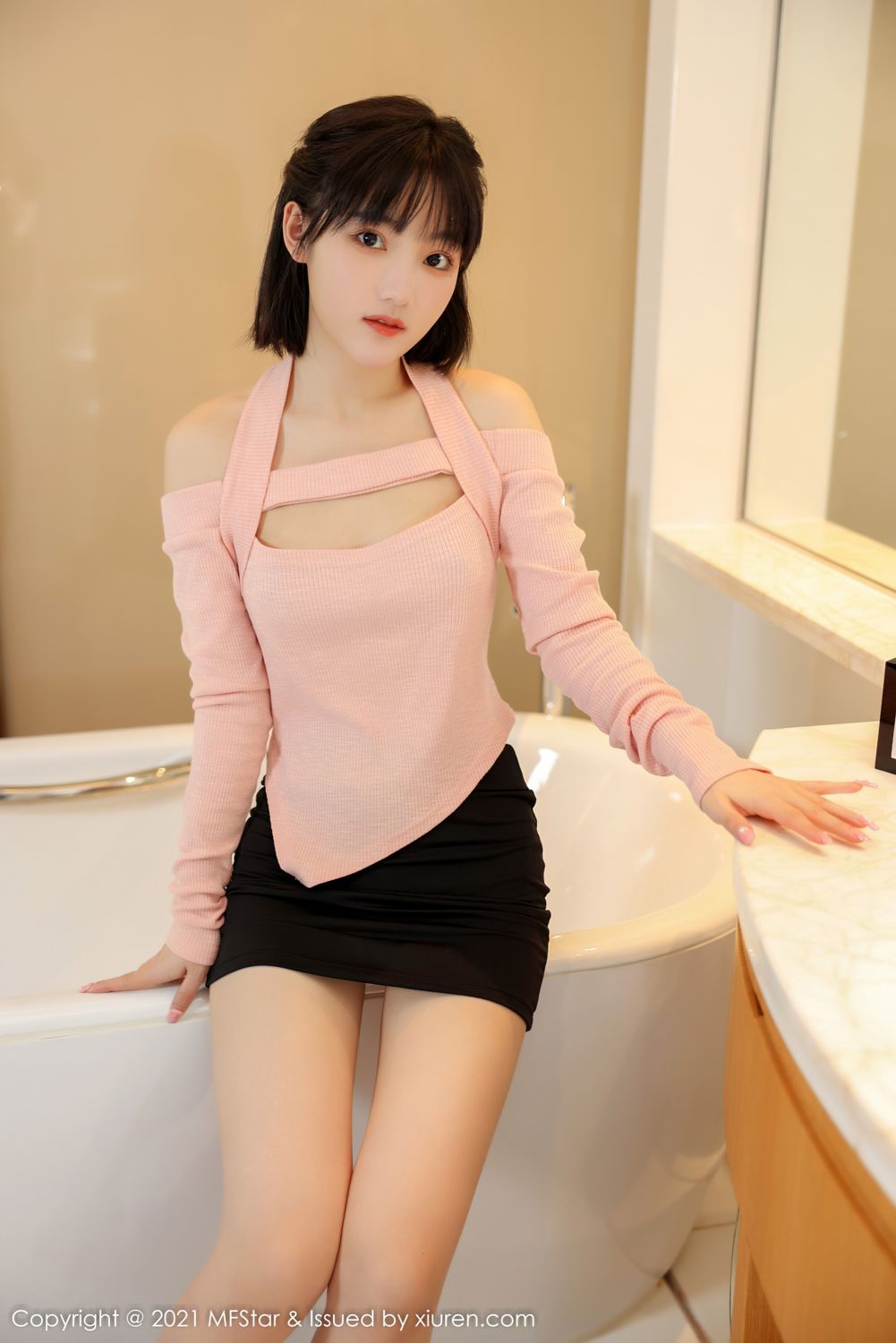 [MFStar]高清写真图 2021.12.06 VOL.545 甜筒晓彤