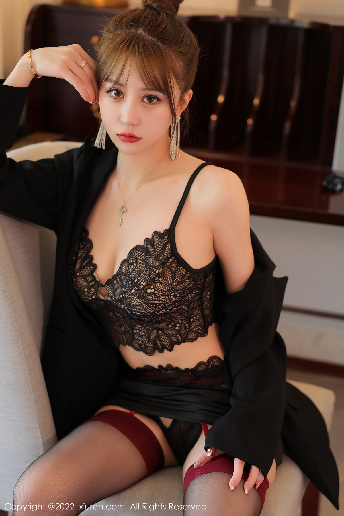 [XiuRen]高清写真图 2022.11.08 No.5822 tina_甜仔 海南旅拍