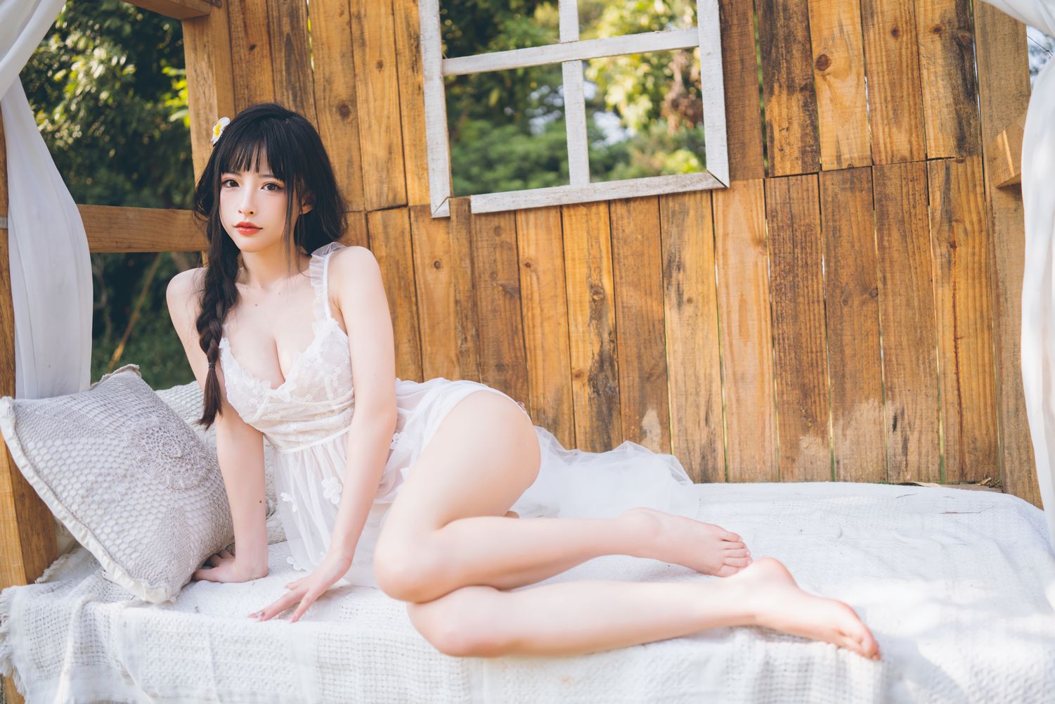 清水由乃 - 田园蕾丝裙