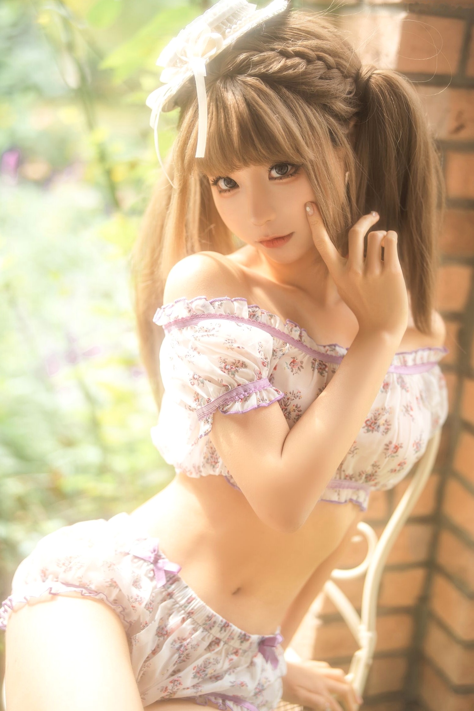 蠢沫沫-T3赠品5：阳台花园碎花甜美私房写真