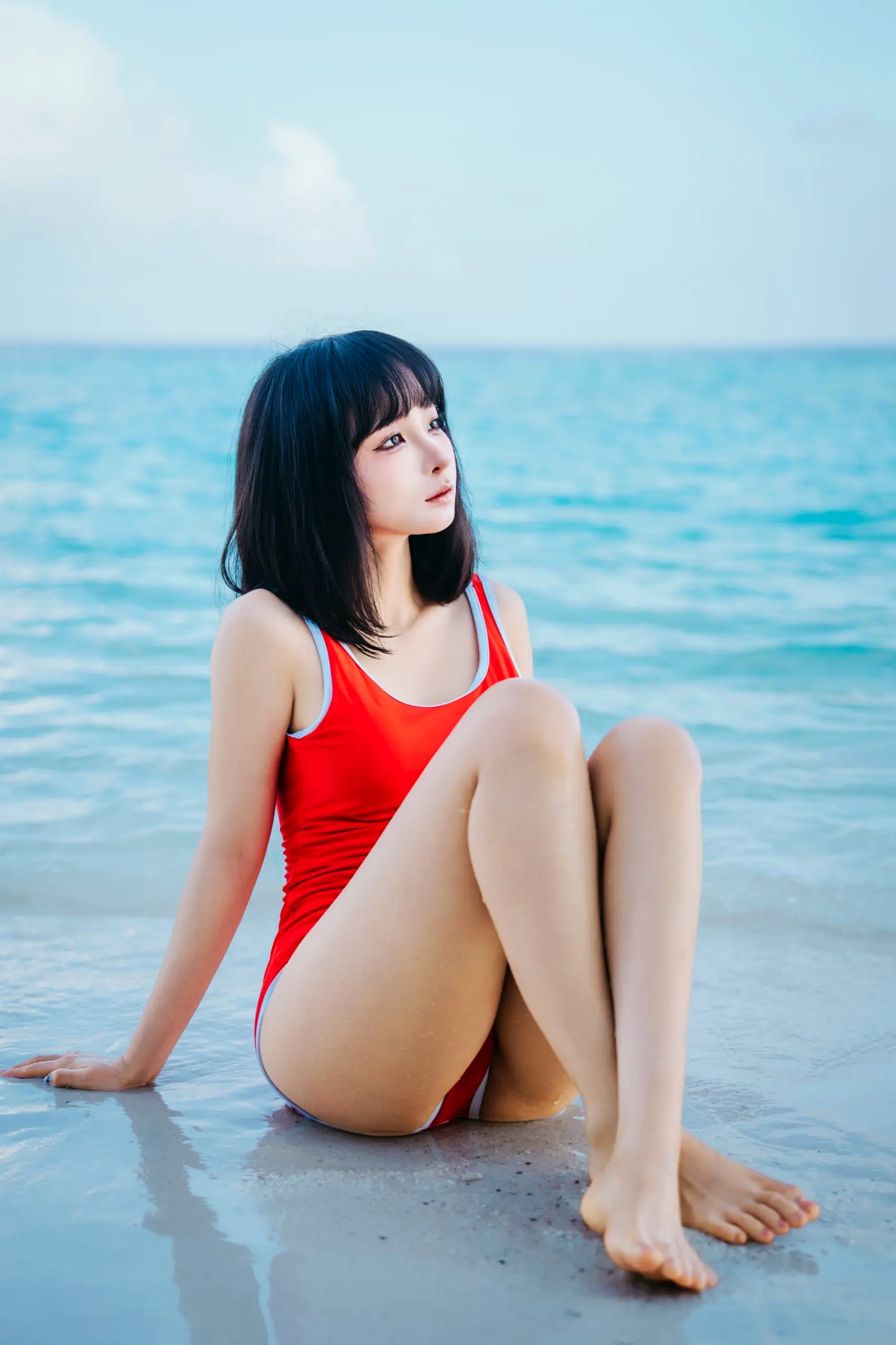 蠢沫沫 - 2025.12 [200P] 海边比基尼度假，清纯泳装湿身诱惑，治愈系气质女神沙滩写真