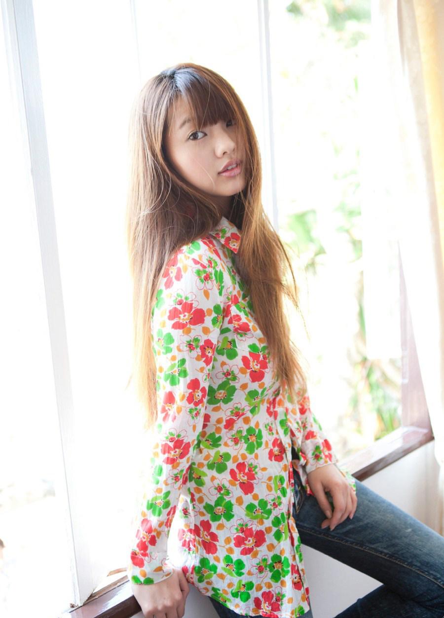 比基尼大波妹子松本さゆき
