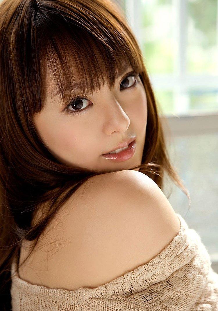 香闺三浦奈保子白色内衣妩媚多姿