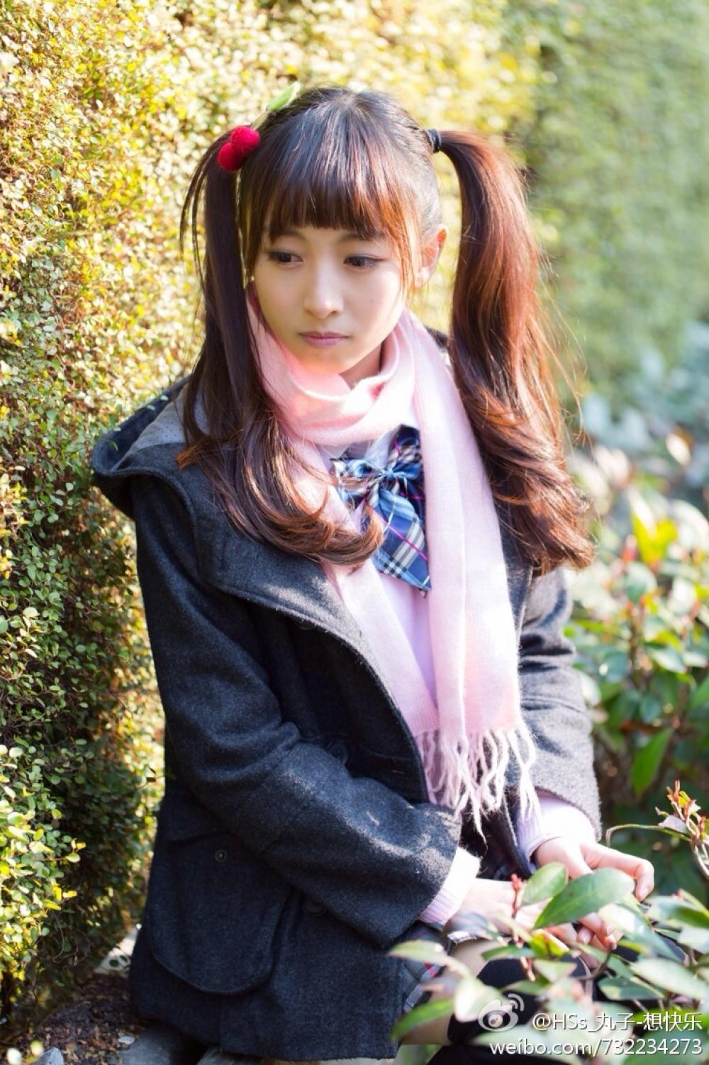 美女接吻诱惑图片