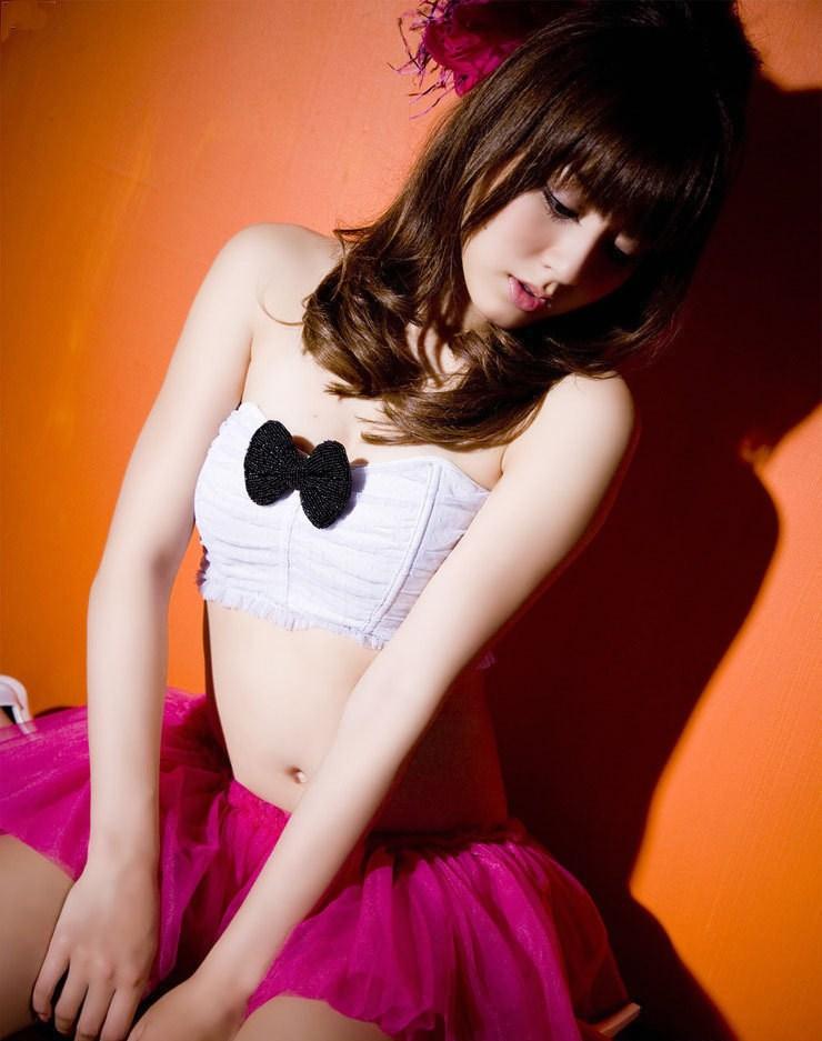 黑丝诱惑罩杯图片大全女优杉本有美黑丝情趣风情娇媚图 图片黑丝袜诱惑