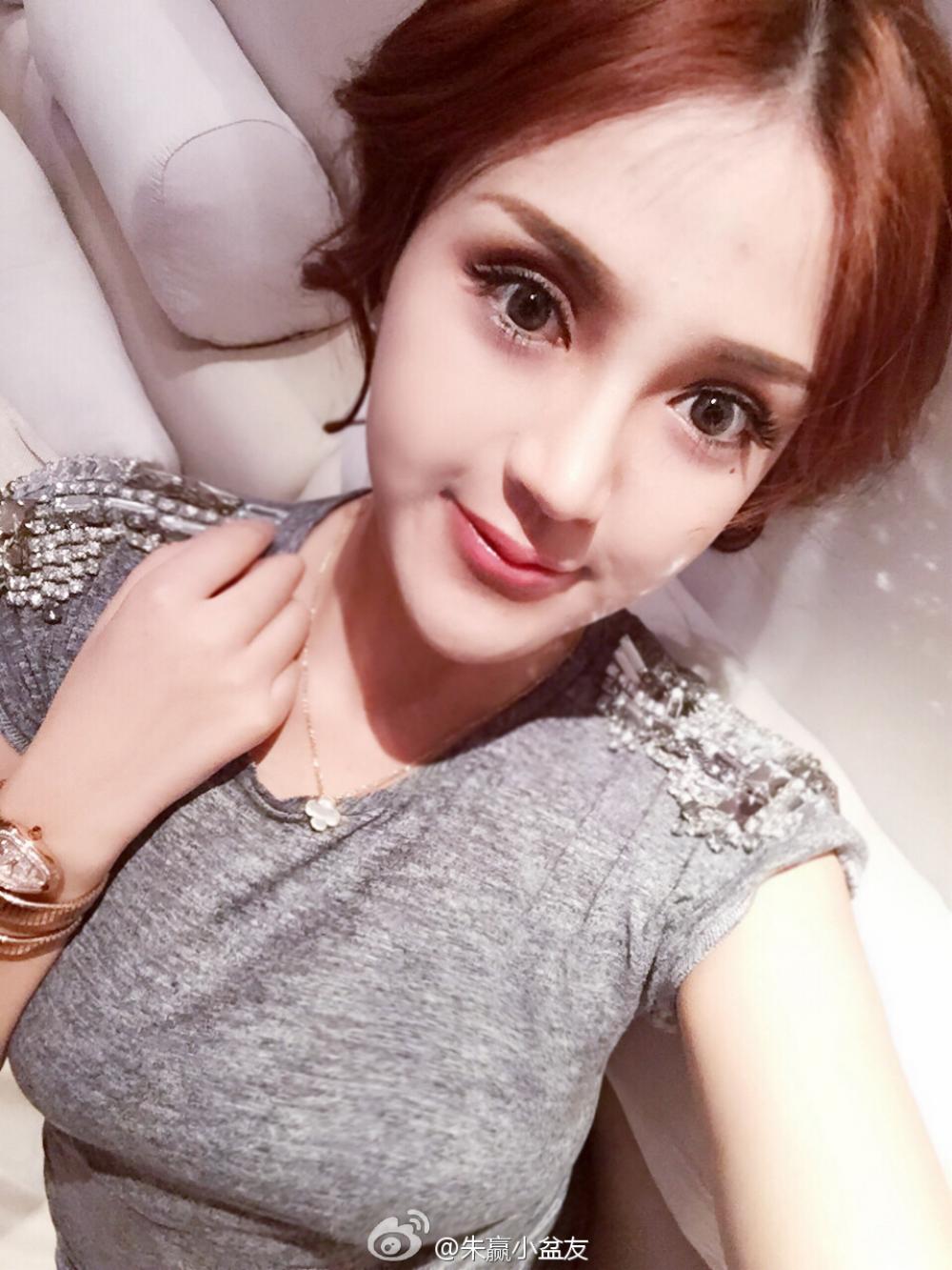 性感天使朱赢图片