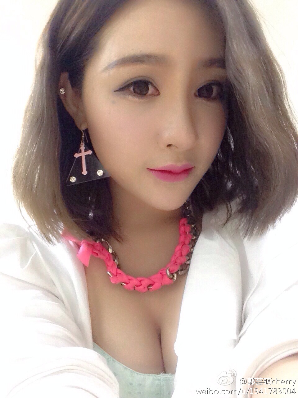 日本动漫美女比基尼