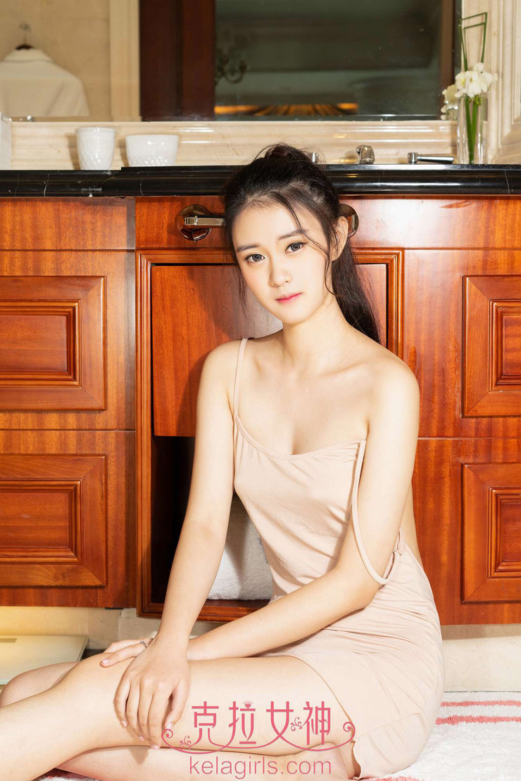 小清新美女写真 完美身材尽收眼底