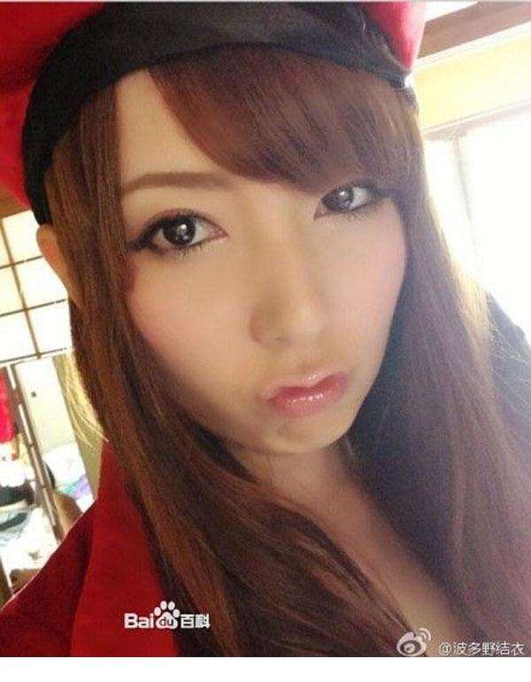 波多野结衣性感妩媚私房照